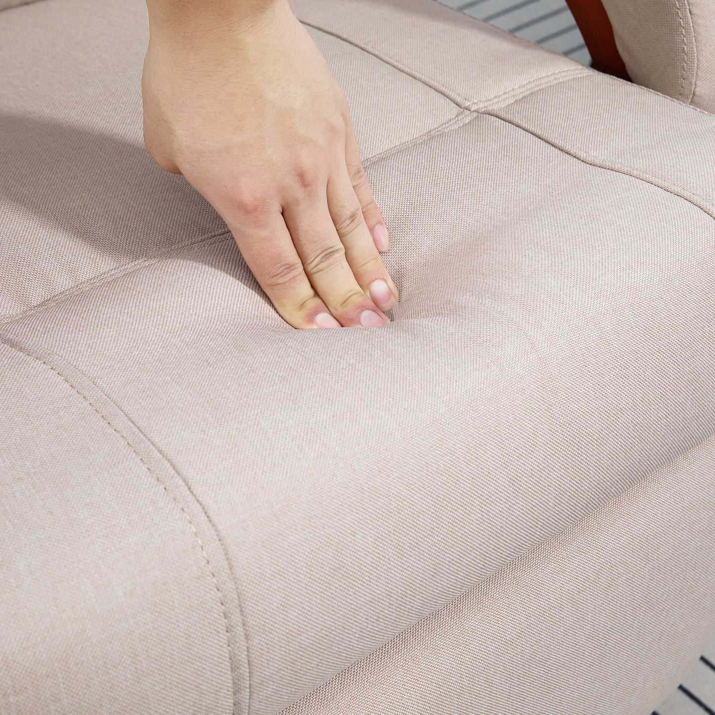 HOMCOM Swivel Recliner Chair with Extended Footrest Manual Reclining Armchair with Wood Base for Living Room Bedroom Beige