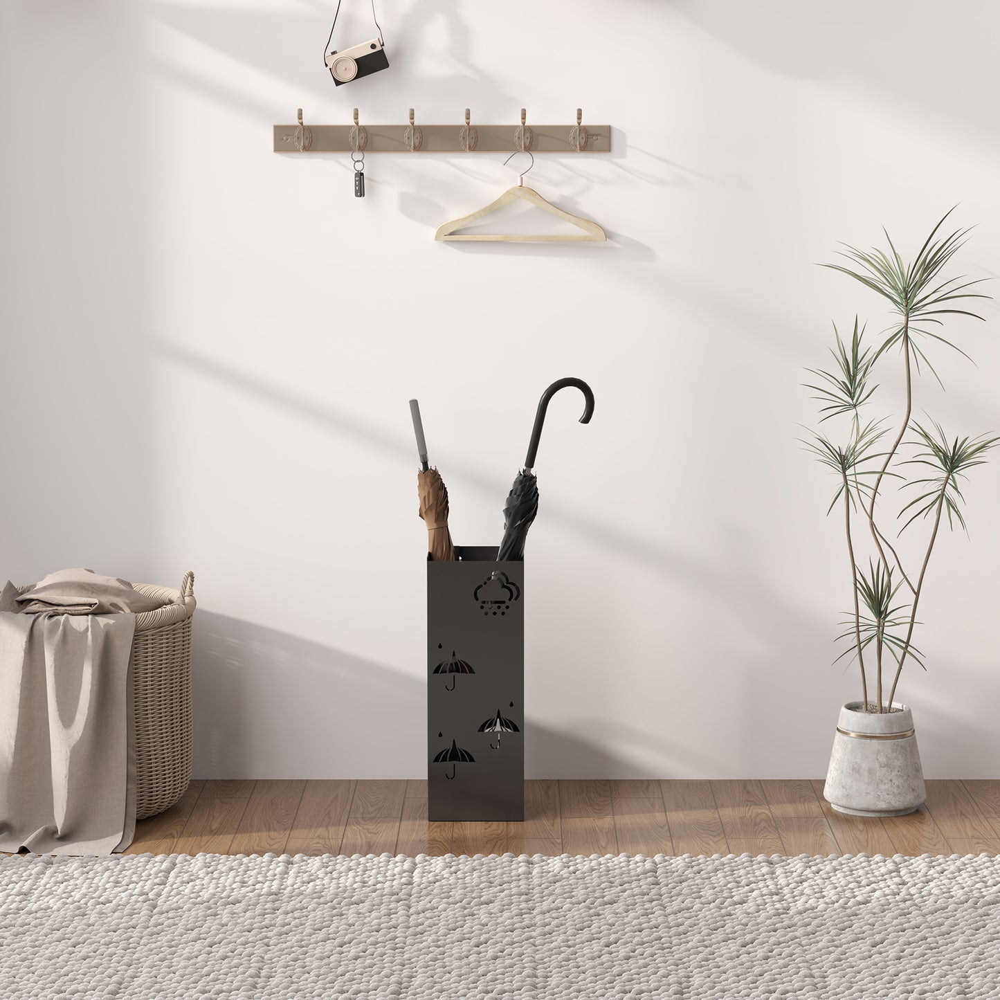 HOMCOM Metal Umbrella Stand, Square Holder with Drip Tray & 4 Hooks, Decorative Rack for Hallway/Entryway, 15.5x15.5x41 cm, Black