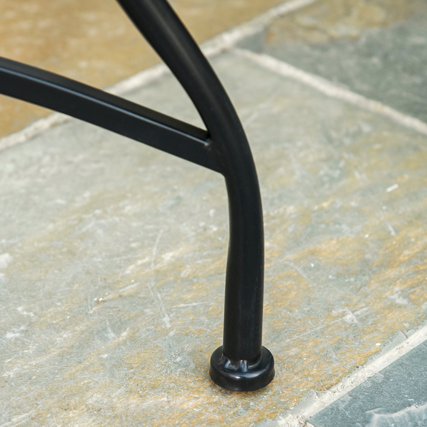 Outsunny Mosaic Side Table 60cm Round Bistro Coffee Table Plant Stand for Indoor Outdoor Garden Patio Balcony Grey