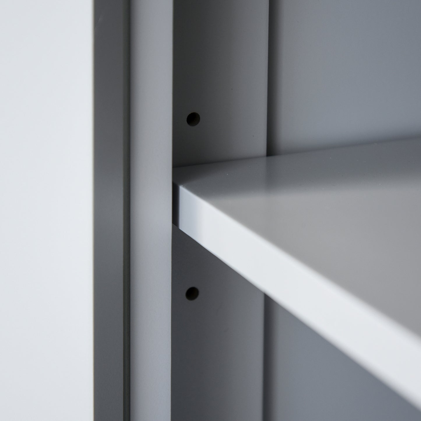 HOMCOM Traditional Kitchen Cupboard Freestanding Storage Cabinet with Drawer Doors and Adjustable Shelves Grey