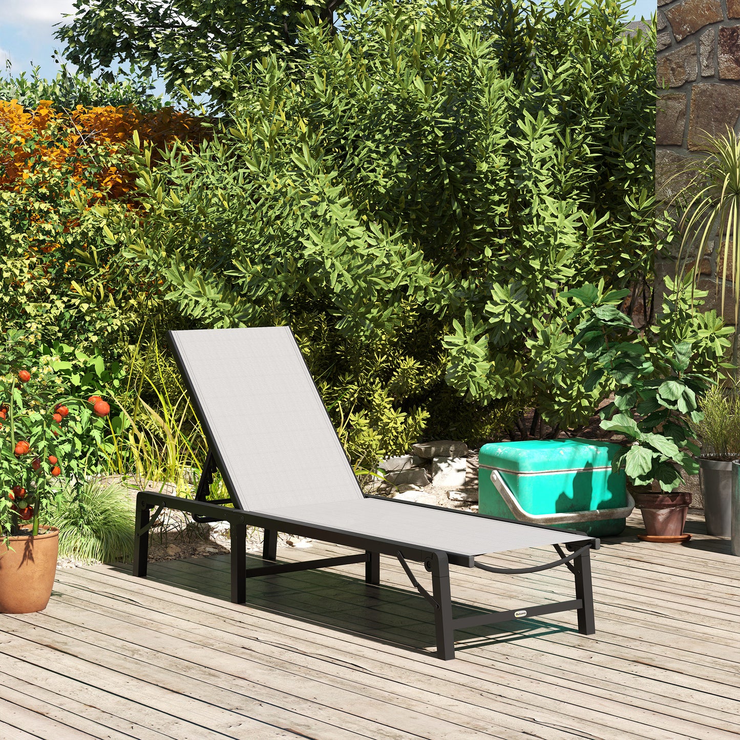 Outsunny Folding Sun Lounger, 5-Position Adjustable Garden Chaise Sunbed, Steel Frame Reclining Chair for Beach, Patio, Camping, Light Grey