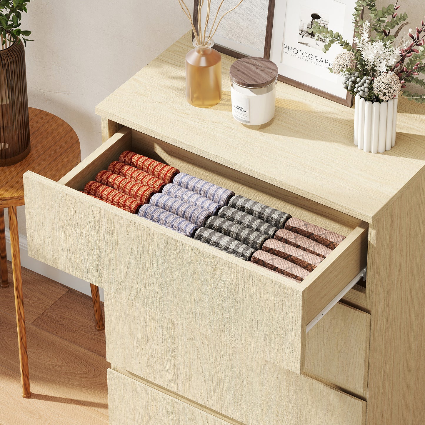 HOMCOM Chest of Drawers, 4-Drawer Storage Cabinets, Storage Drawer Unit for Bedroom