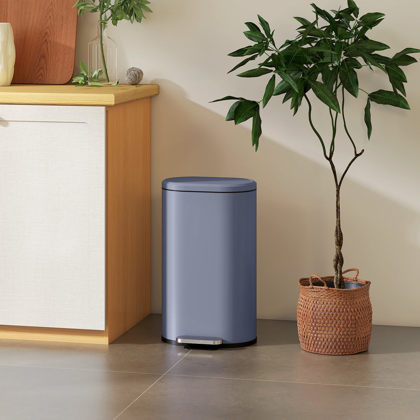 HOMCOM 30L Kitchen Bin, Slim Pedal Bin with 90° Stay-Open & Soft-Close Lid, Removable Inner Bucket, Fingerprint-Resistant, Grey
