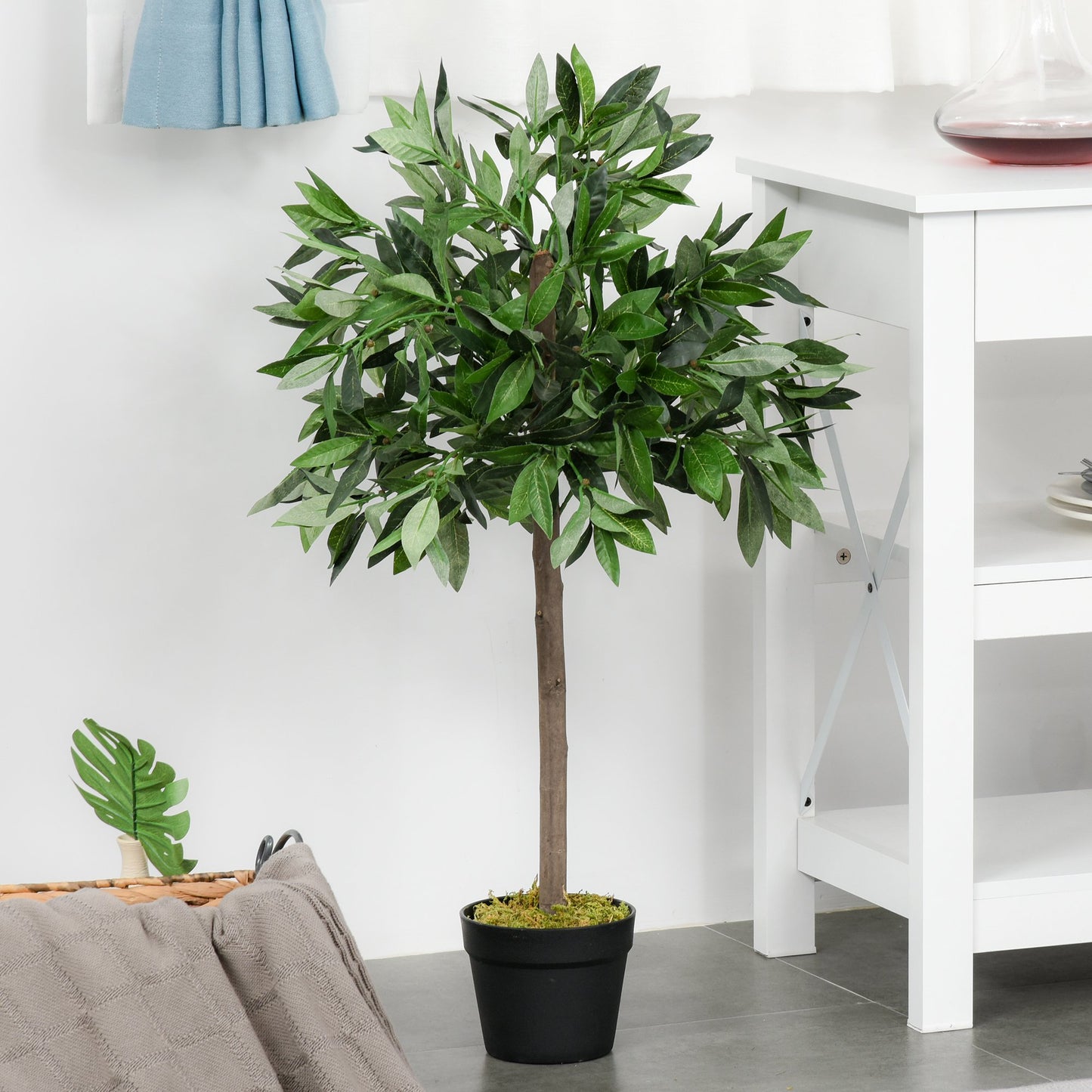 Outsunny Set of 2 Artificial Topiary Bay Laurel Ball Trees in Pot Indoor Outdoor, 90cm