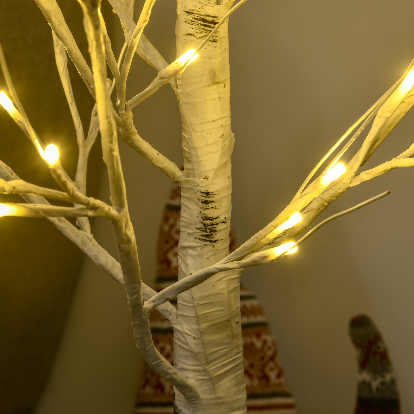 HOMCOM 4ft Artificial White Birch Tree Light with 72 Warm White Pre-Lit LED Light