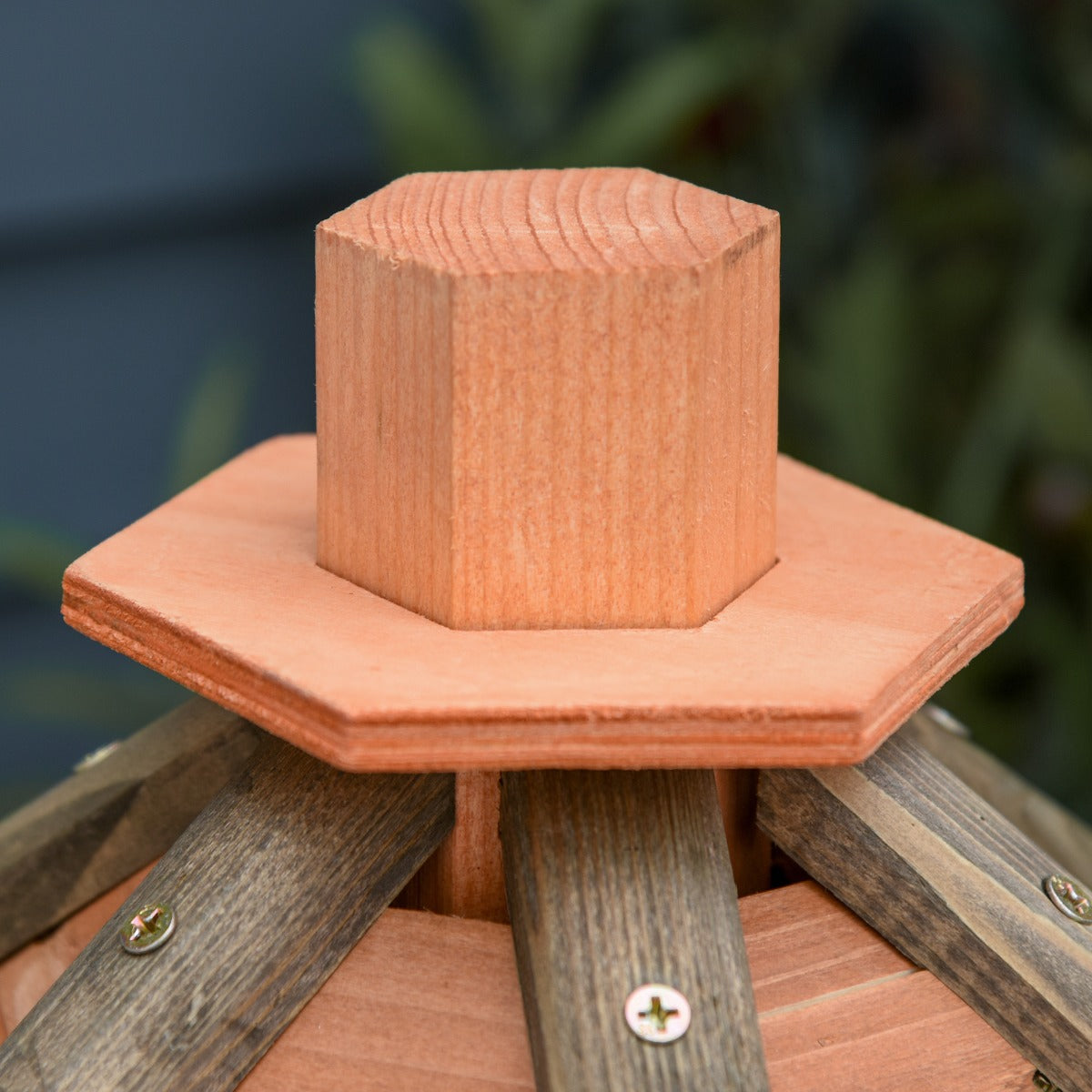 PawHut Wooden Bird Feeder Bird Table Bird House with Water-resistant Roof Brown