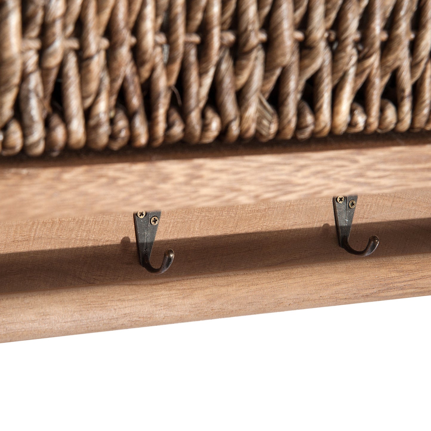 HOMCOM Entryway Coat Rack Wall Mounted Shelf w/ 2 Corn Husk Baskets and Hooks, Brown