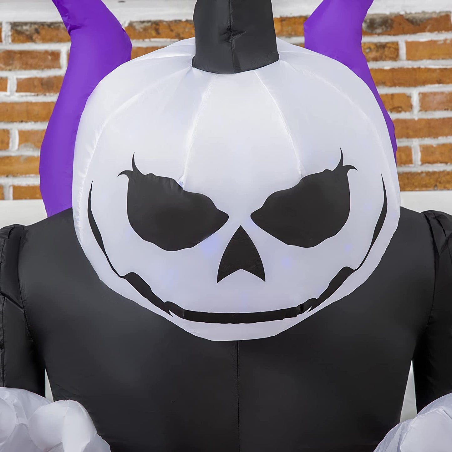 Outsunny 7ft Inflatable Halloween Ghost with Horns, Blow-Up Outdoor LED Display with Flame Effect for Garden