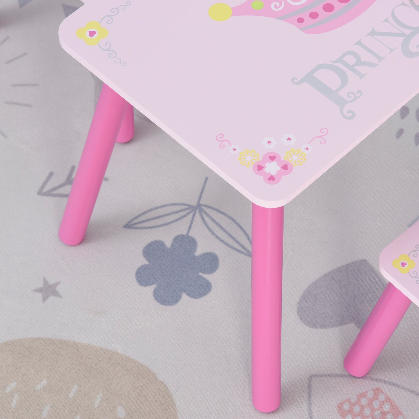 HOMCOM 3PCS Kids Wooden Table Chair with Crown Pattern Gift for Girls Toddlers