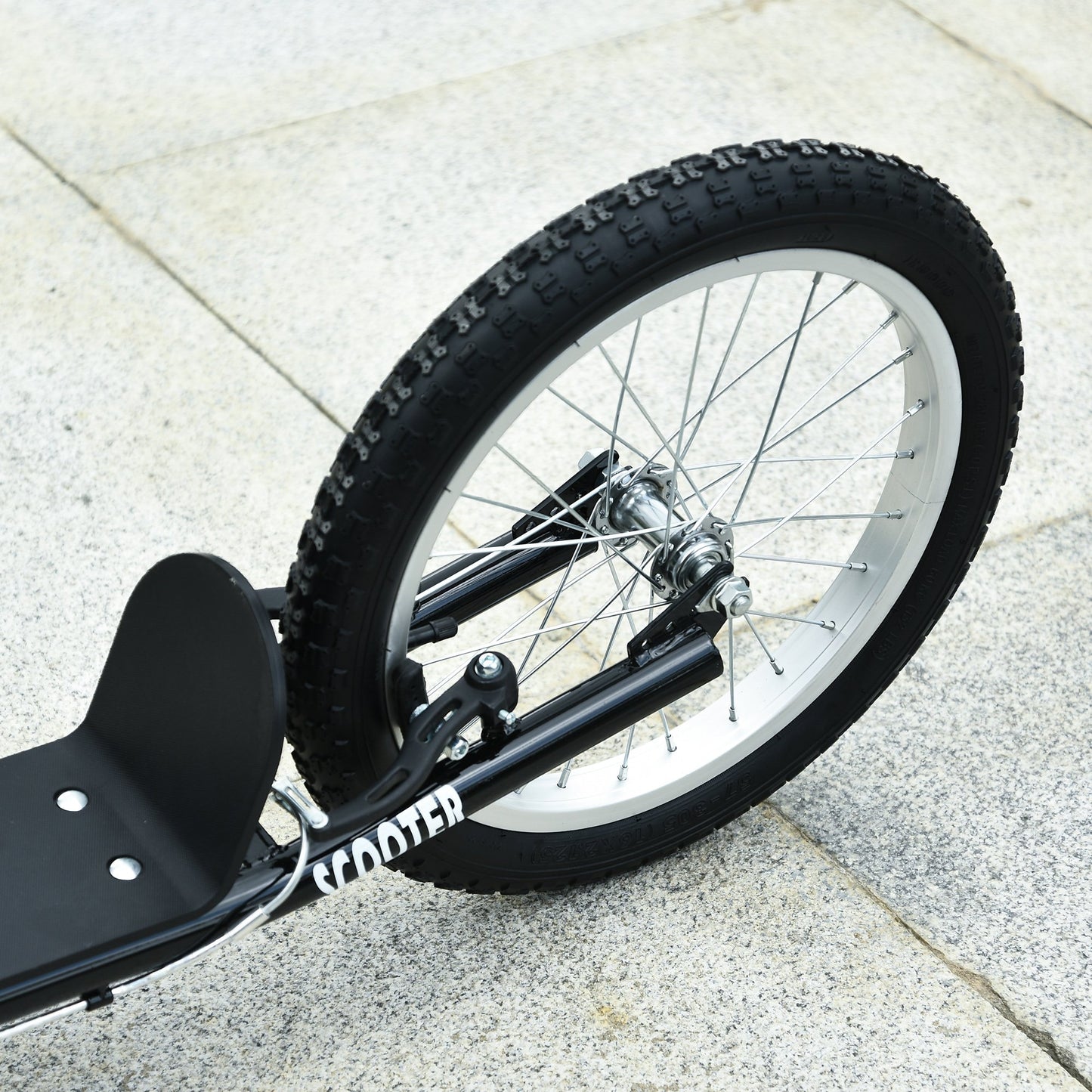 HOMCOM 90-96cm Kids Kick Scooter w/ Adjustable Handlebar Inflatable Wheels Brakes Black