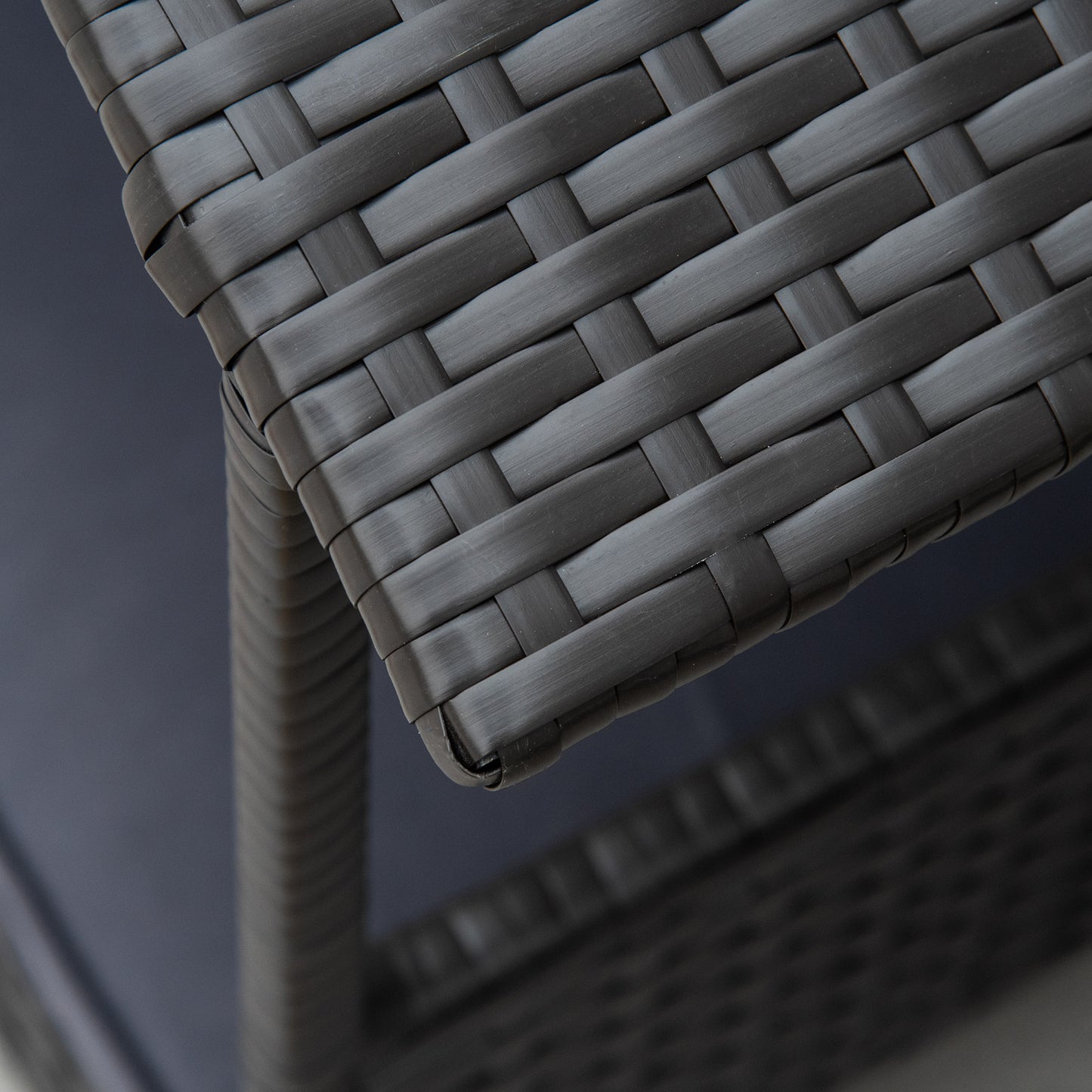 PawHut Rattan Dog House, Elevated Wicker Pet Bed Lounge with Removable Cushion and Canopy, for Small and Medium Dogs, 98 x 69 x 73cm - Grey