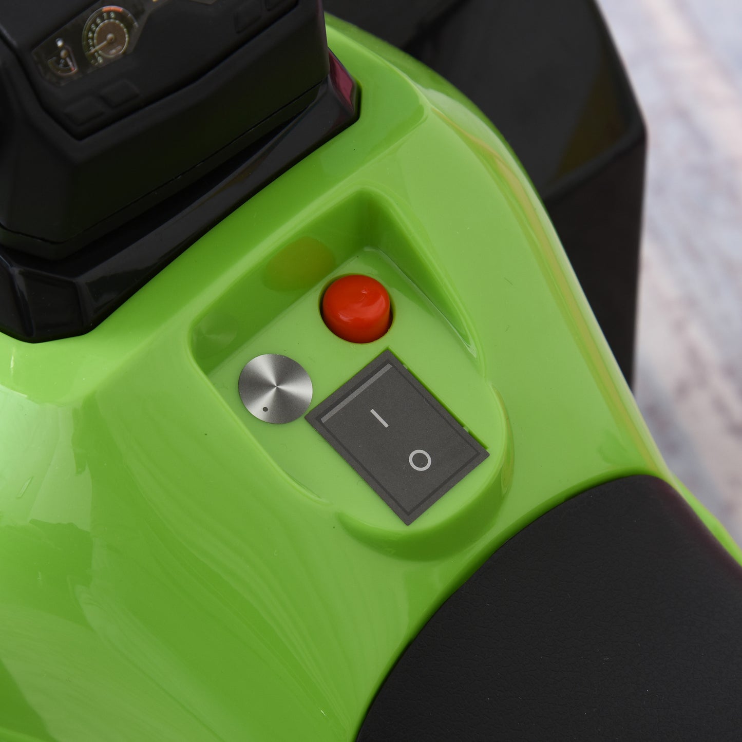 HOMCOM Toddler Kids Ride On Car Walker Foot To Floor Green/Black