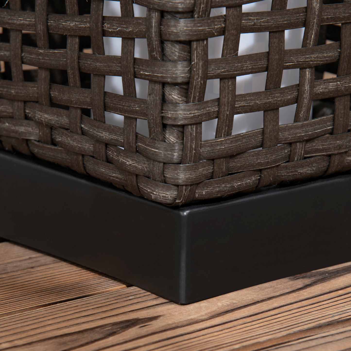 Outsunny Outdoor Rattan Solar Lantern, Brushed PE Wicker Patio Garden Lantern wtih Auto On/Off Solar Powered LED Lights for Indoor & Outdoor Use, Porch, Yard, Lawn, Courtyard, Grey