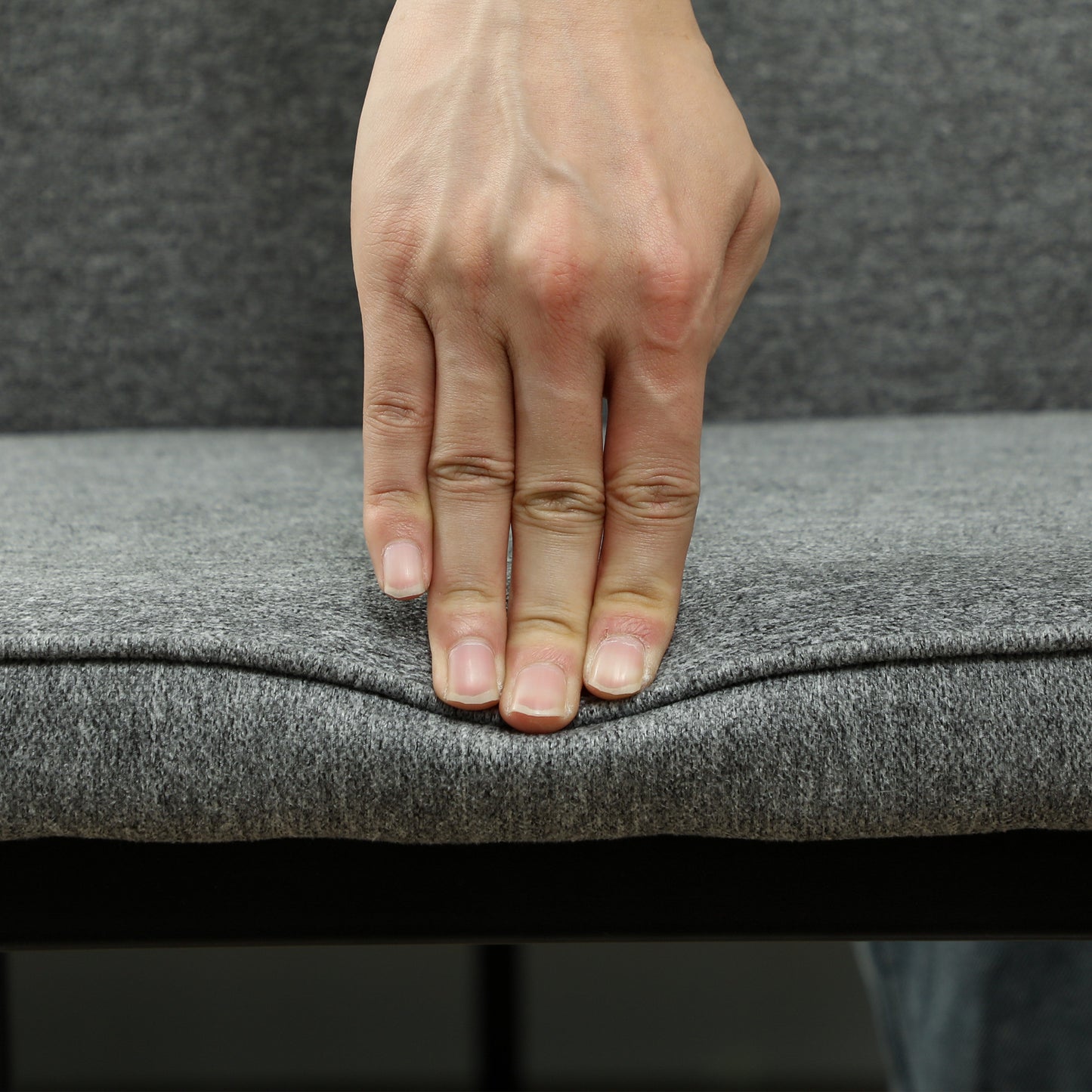 HOMCOM Velvet Dining Chairs Set of 2, Upholstered with Metal Legs, Curved Back, Padded Seat, Armless for Dining, Bedroom, Living Room, Grey