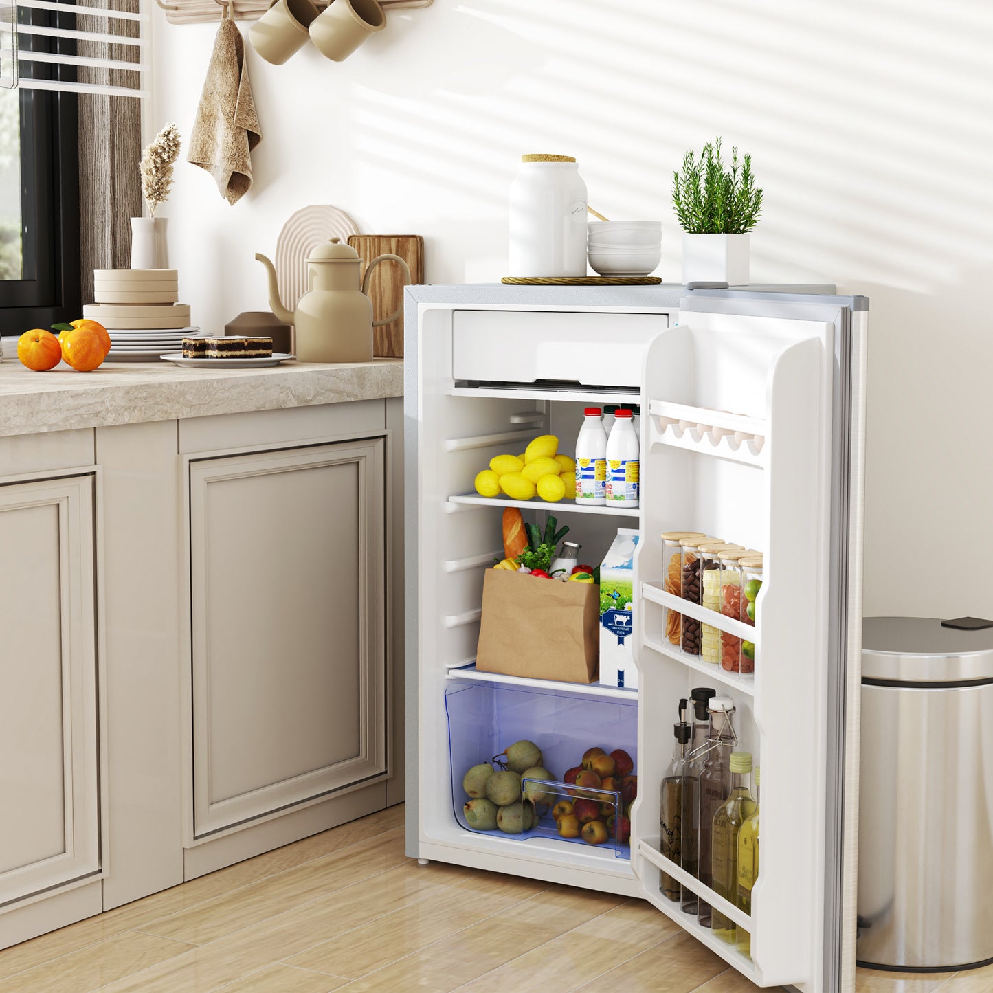 HOMCOM 91L Freestanding Under-Counter Fridge with Lock - Silver Tone