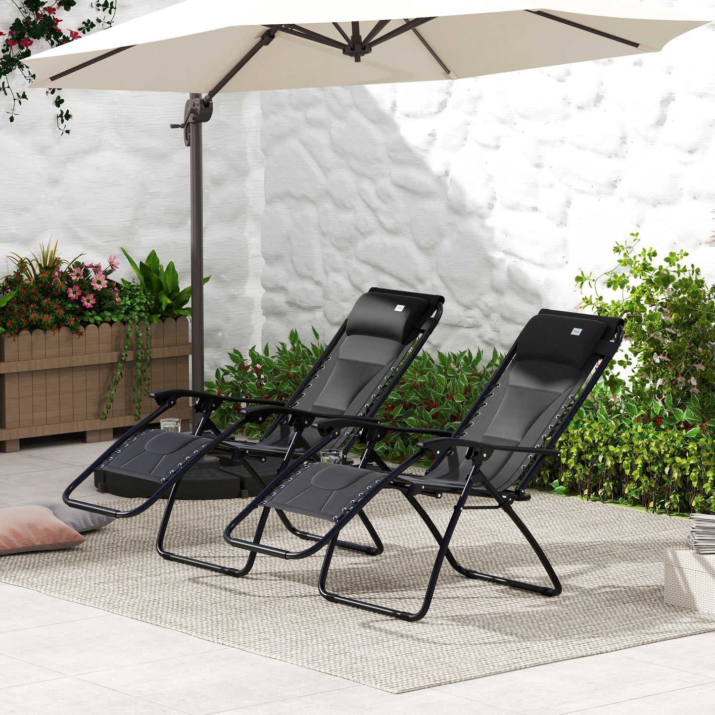 Outsunny Foldable Reclining Garden Chair Set of 2, Zero Gravity Chairs, Padded Seat, Cup Holder, Black