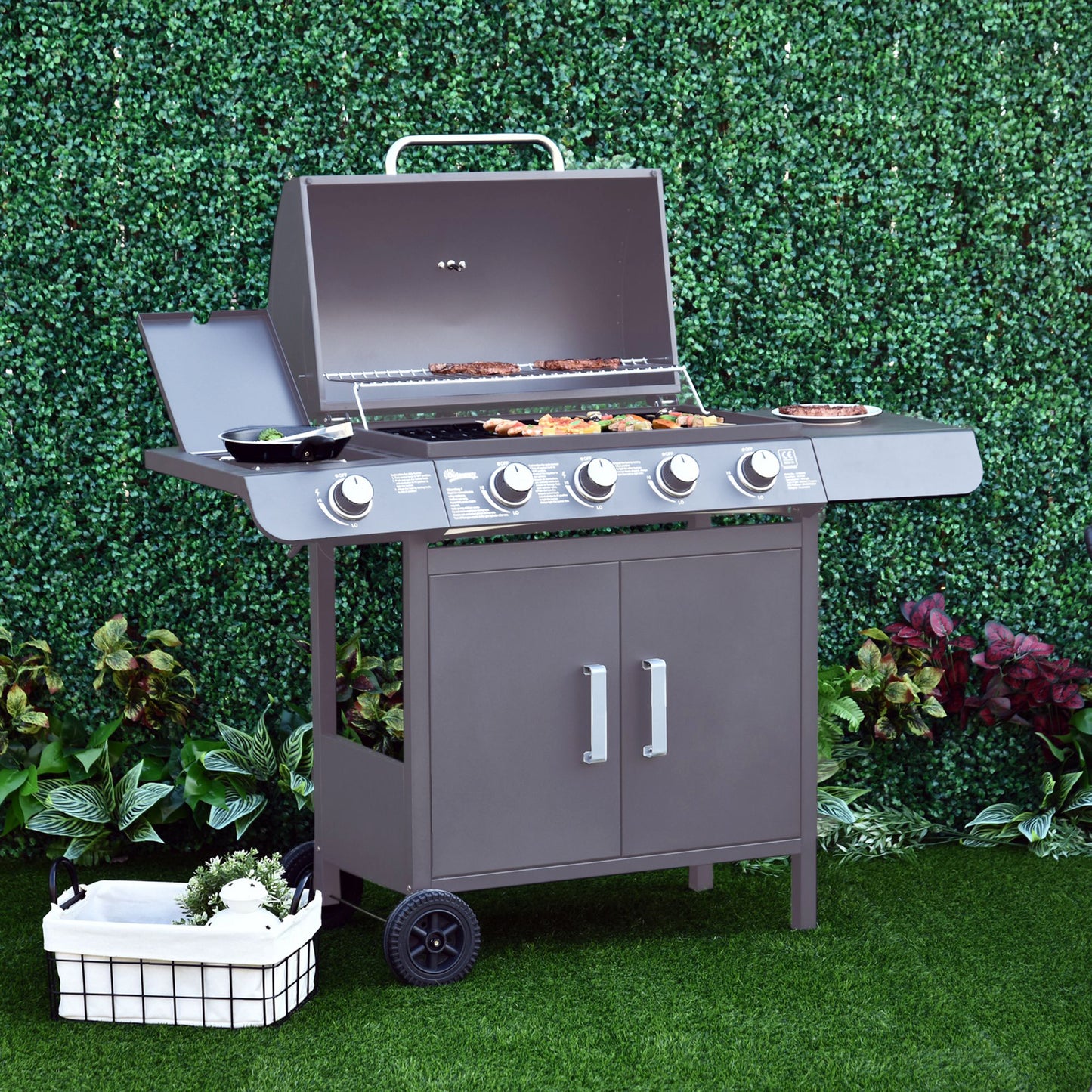 Outsunny 4+1 Burner Gas BBQ Grill, Trolley with Wheels, Warming Rack, Side Shelves, Thermometer, Grey
