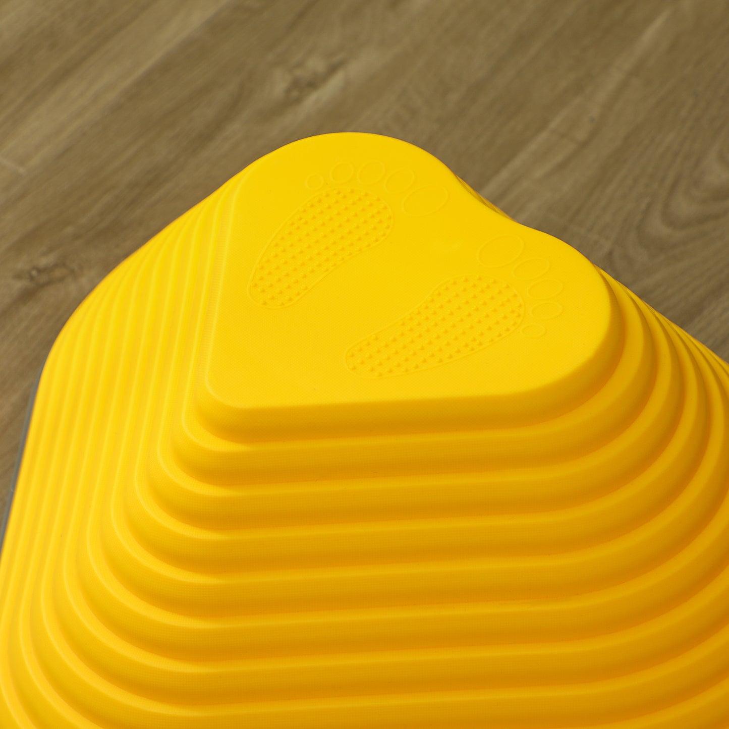 AIYAPLAY 6PCs Heart-Shaped Kids Stepping Stones Balance & Motor Skills, Multicoloured