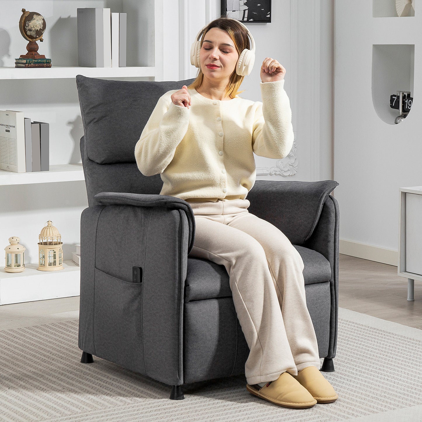 HOMCOM Power Lift Recliner Chair, Reclining Chair with Remote, Pocket Springs, Silent Motor and Side Pockets, Black