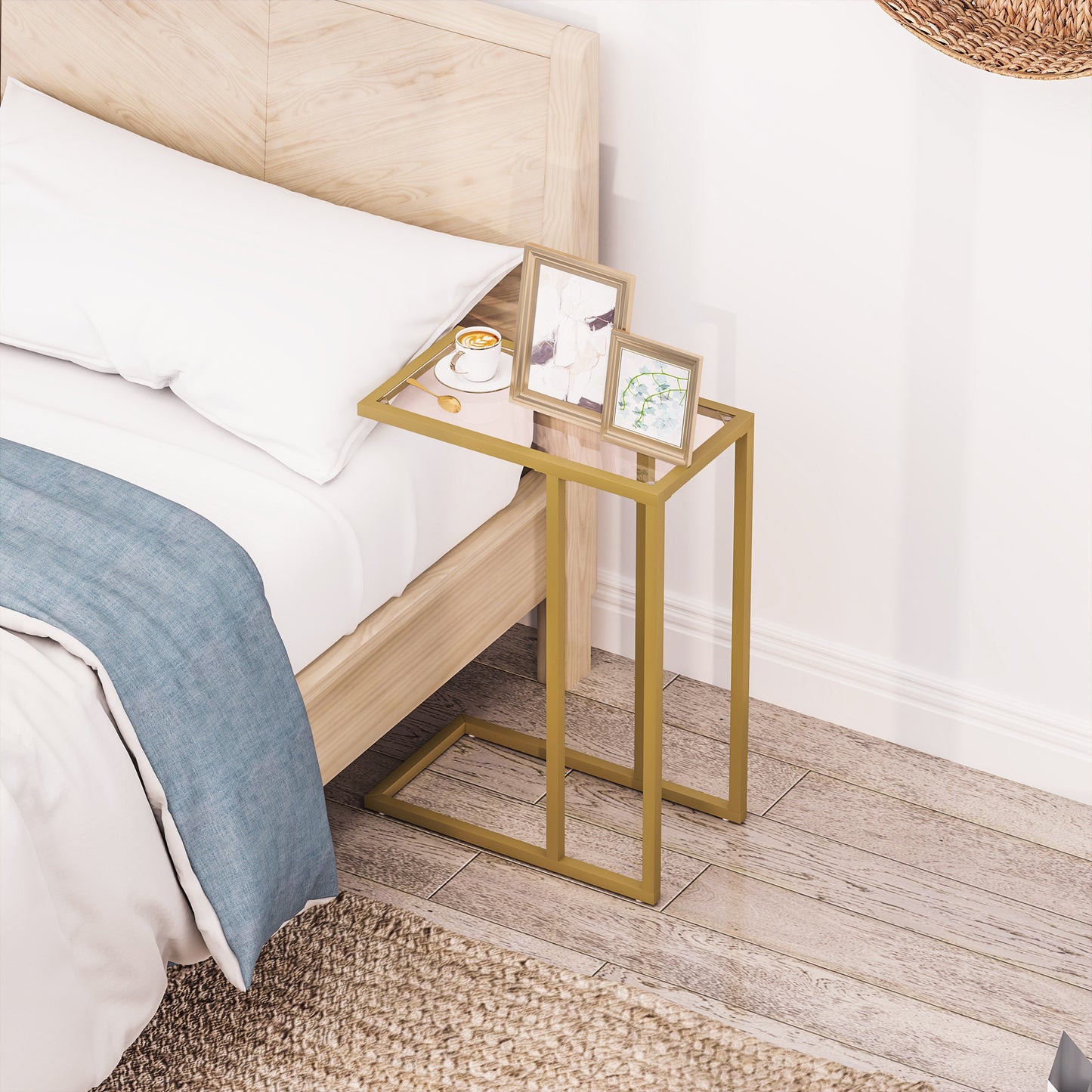 HOMCOM C-Shaped Bedside Table, Modern Side Table with Tempered Glass Tabletop, Steel Frame for Small Space, Living Room, Bedroom, Gold Tone