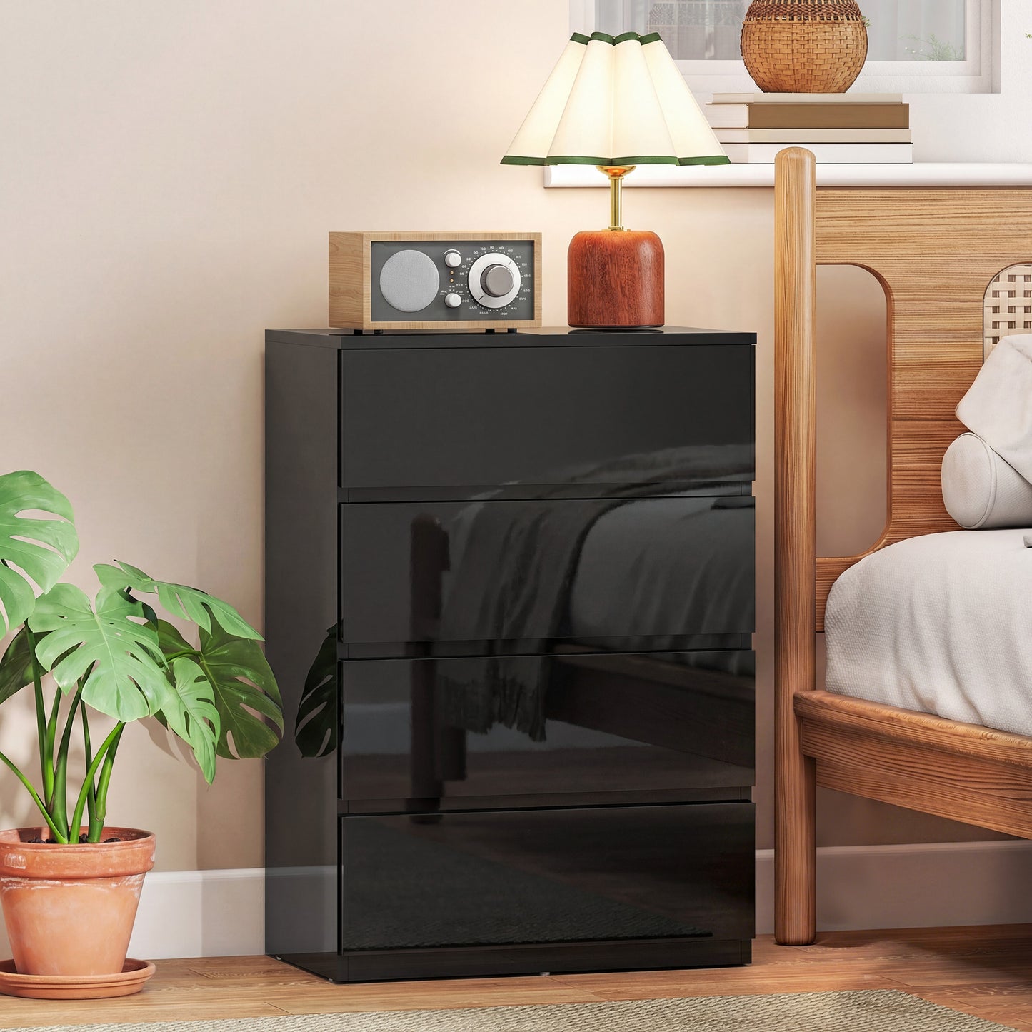 HOMCOM Chest of Drawers, 4-Drawer Storage, Modern Dresser, Storage Drawer Unit for Bedroom