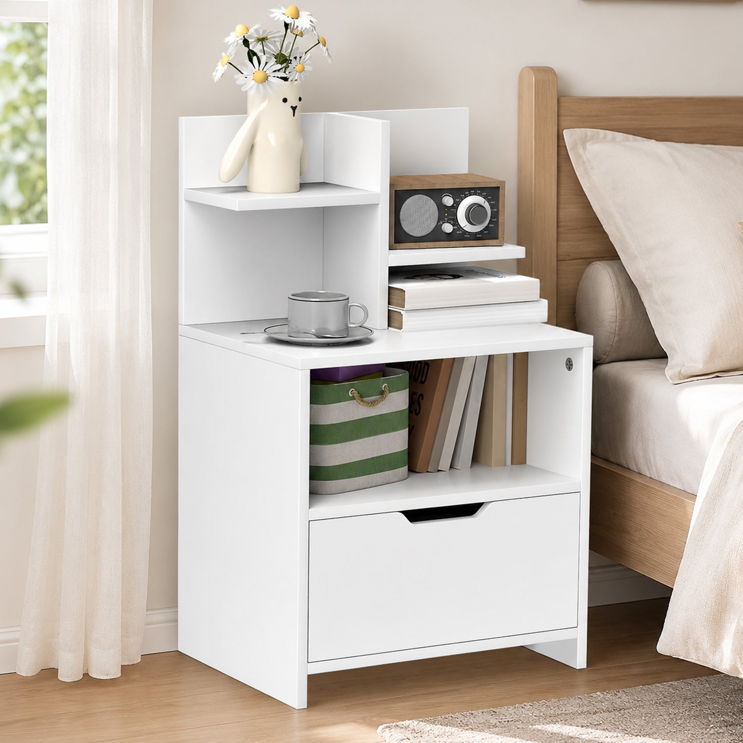 HOMCOM Modern Bedside Table, Nightstand with Drawer, Shelf, Bedside Cabinet for Bedroom, Living Room, White