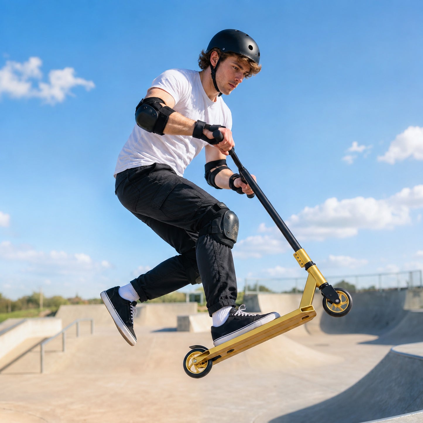 SPORTNOW Stunt Scooter, Pro Scooter for Adult Teens with 360° Handlebar, 110 mm PU Wheels, Aluminium Deck, ABEC-7, Gold Tone