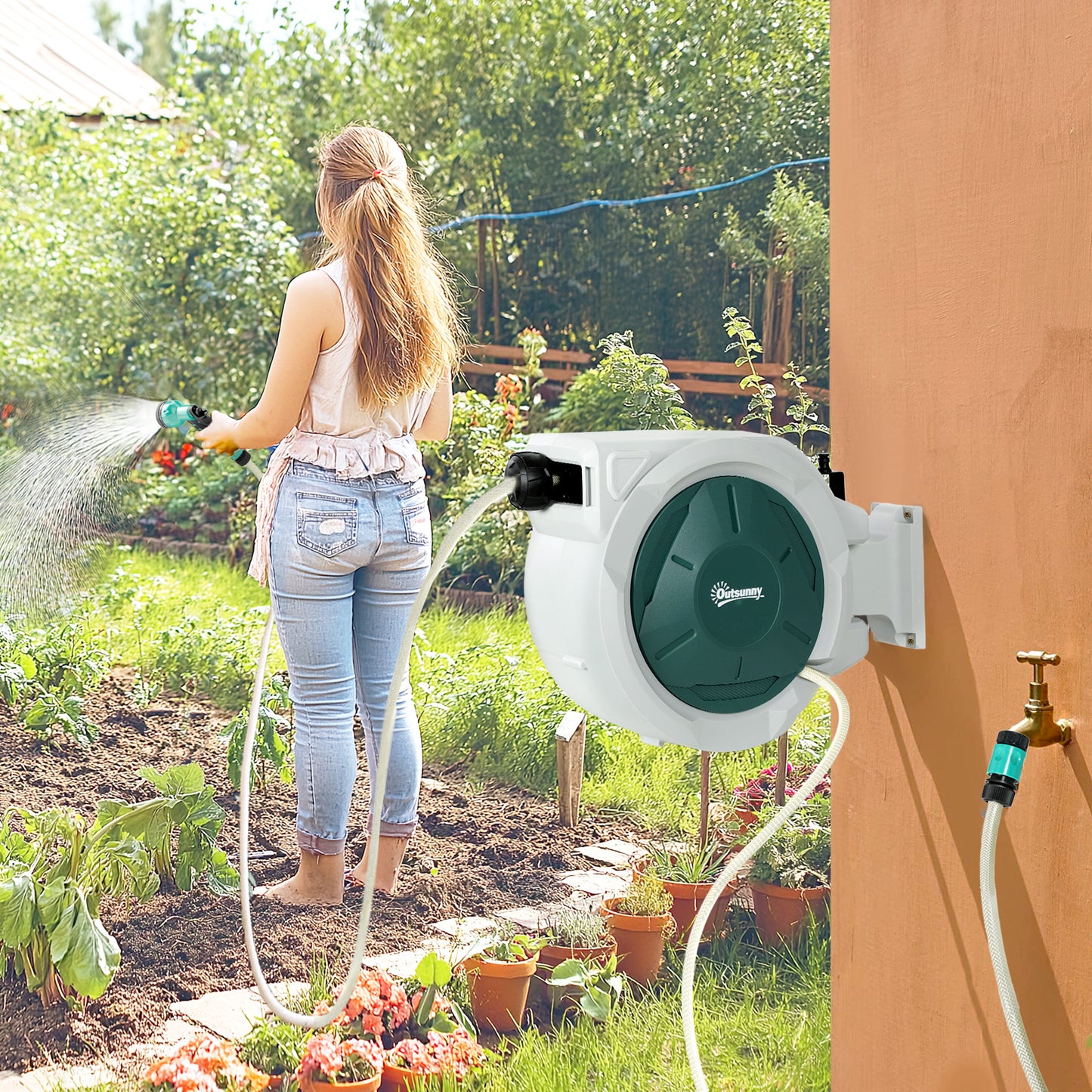 Outsunny Retractable Hose Reel, 20+2m, 7 Spray Nozzles, 180° Swivel, Grey