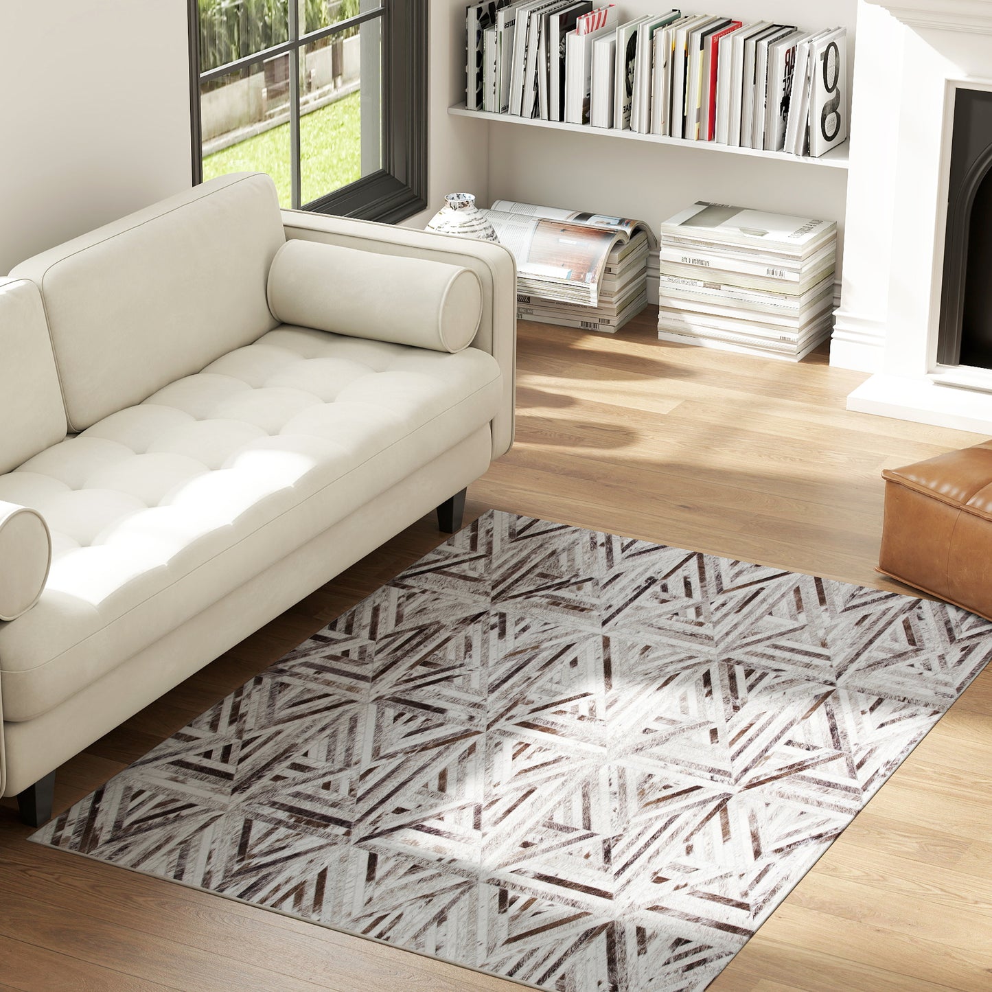 HOMCOM Modern Area Rug, Triangle Pattern, Non-Slip, Washable Chenille Carpet for Living Room, Bedroom, Dining, 170 x 120 cm, Brown