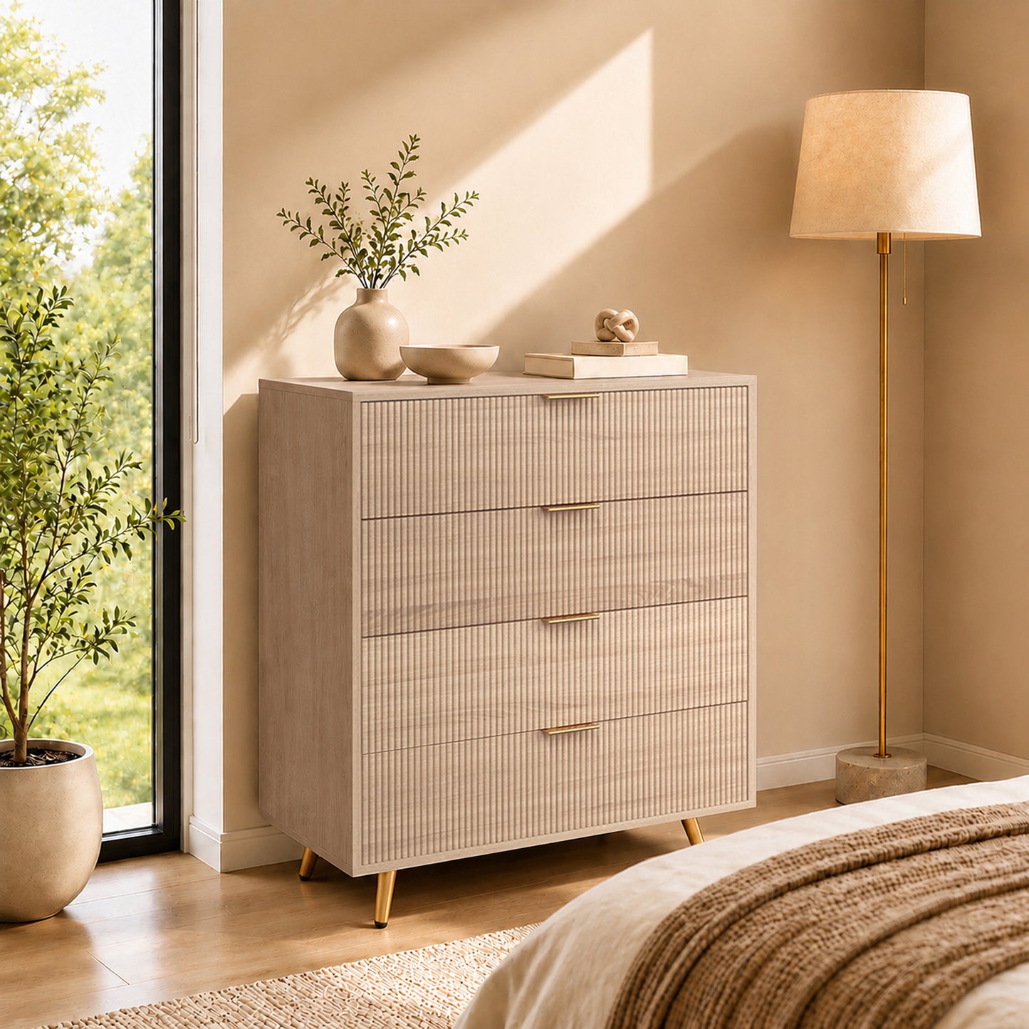 HOMCOM Bedroom Chest of Drawers with 4 Drawers, Fluted Dresser with Gold Tone Handles, Storage Cabinet, Natural