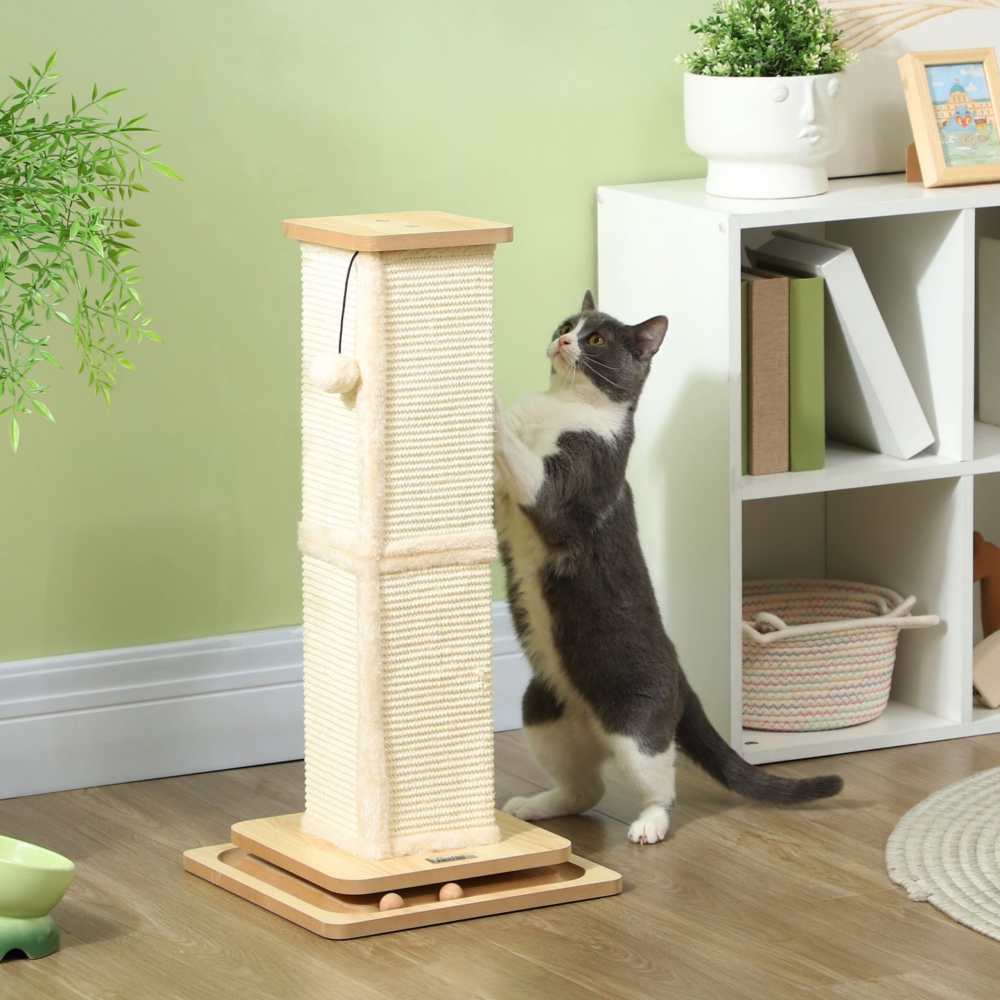 PawHut 3 in 1 Cat Scratching Post, 67cm Cat Scratcher w/ Track Ball Toy, Oak