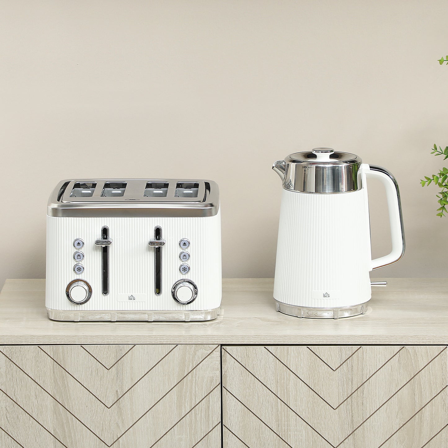 HOMCOM Kettle & Toaster Set, 3000W 1.7L Strix Rapid Boil, Limescale Filter, Cool Touch, 4 Slice Toaster, 7 Browning Levels, Crumb Tray, White
