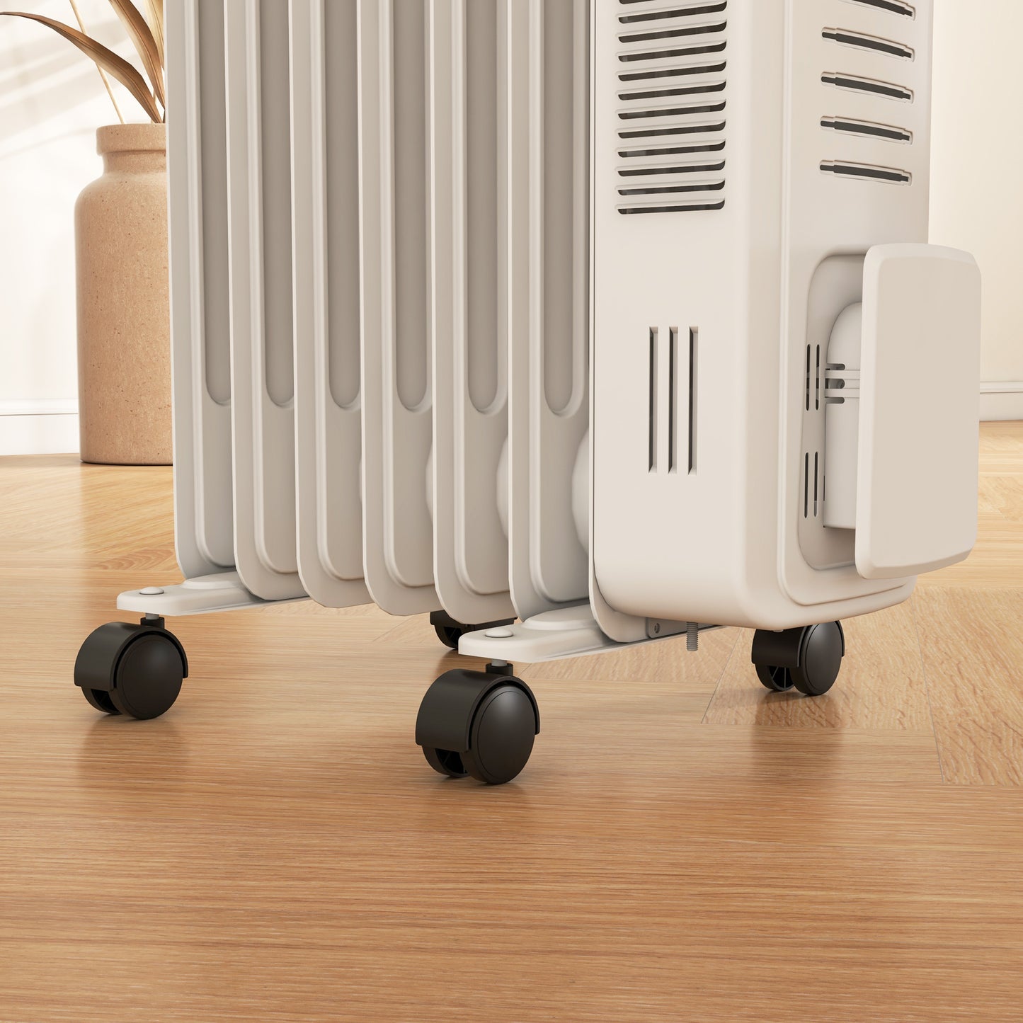 HOMCOM 1500W Quiet Oil Filled Radiator, 7 Fin White