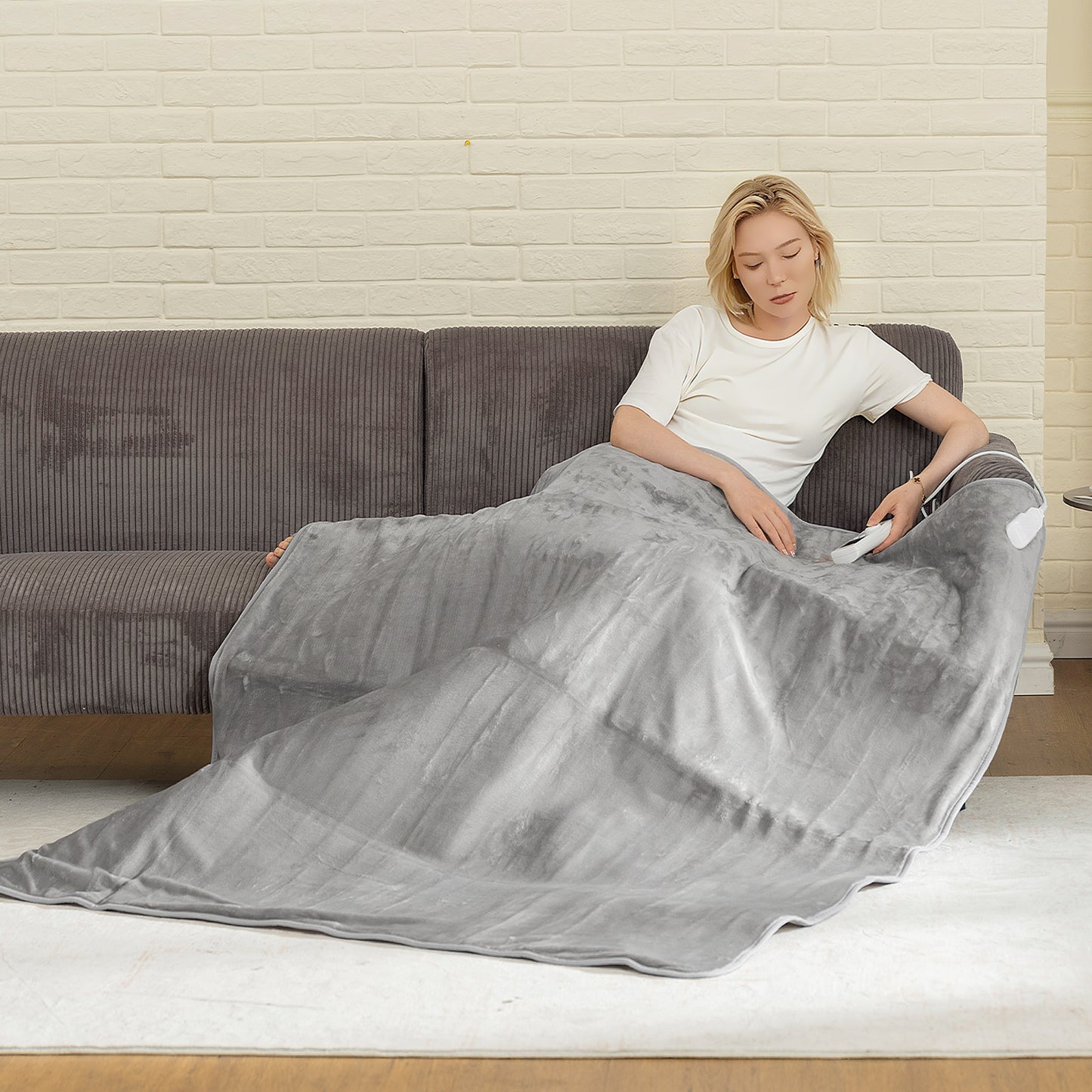 HOMCOM Electric Blanket with Dual Controllers, Ultra Soft Flannel, Machine Washable, 5 Heat Levels, 10-Hour Timer, Grey