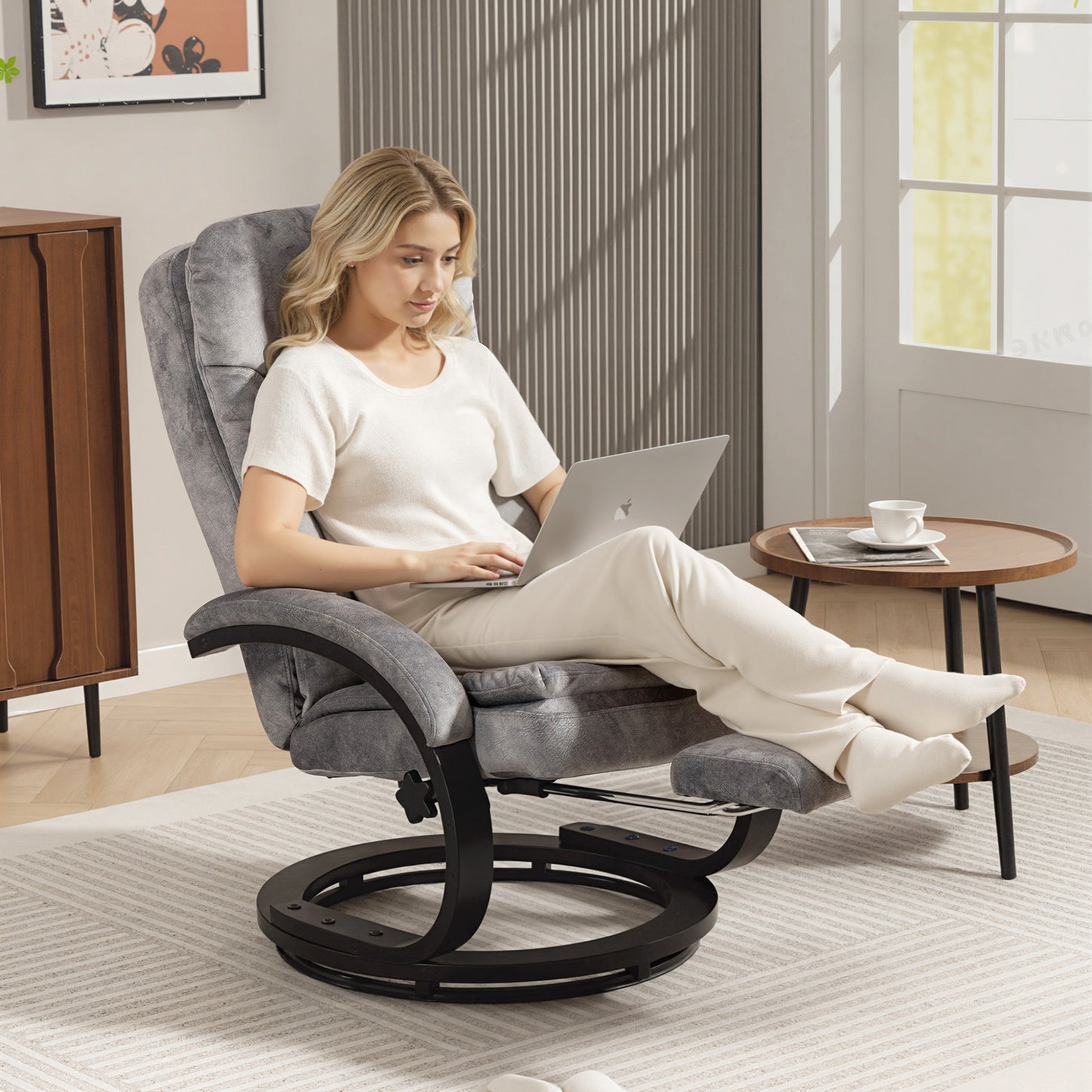 HOMCOM Swivel Recliner Chair with Footrest, Manual Recliner Armchair with Wooden Base, Bedroom, Grey