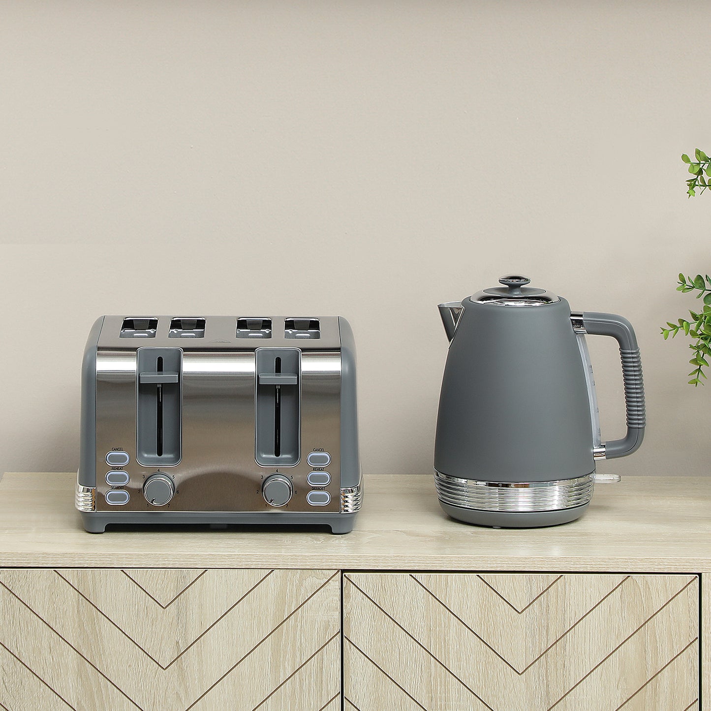 HOMCOM Kettle and Toaster Set, 1.7L 3000W Jug Kettle with Thermostat, Limescale Filter, 4-Slice Toaster with Browning Controls, Grey/Silver Tone