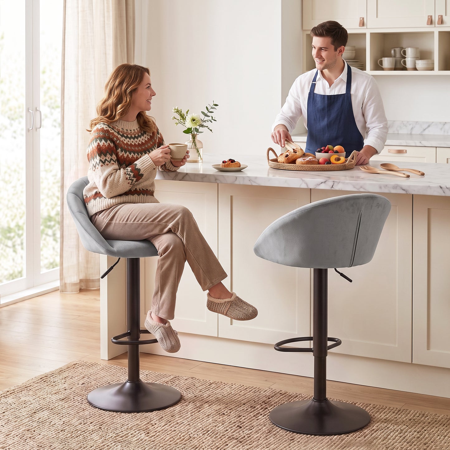 HOMCOM Set of 2 Velvet-Feel Bar Stools, Swivel Adjustable Height Breakfast Bar Chairs with Backrest, Footrest, Quilted Kitchen Stools for Dining Room, Grey