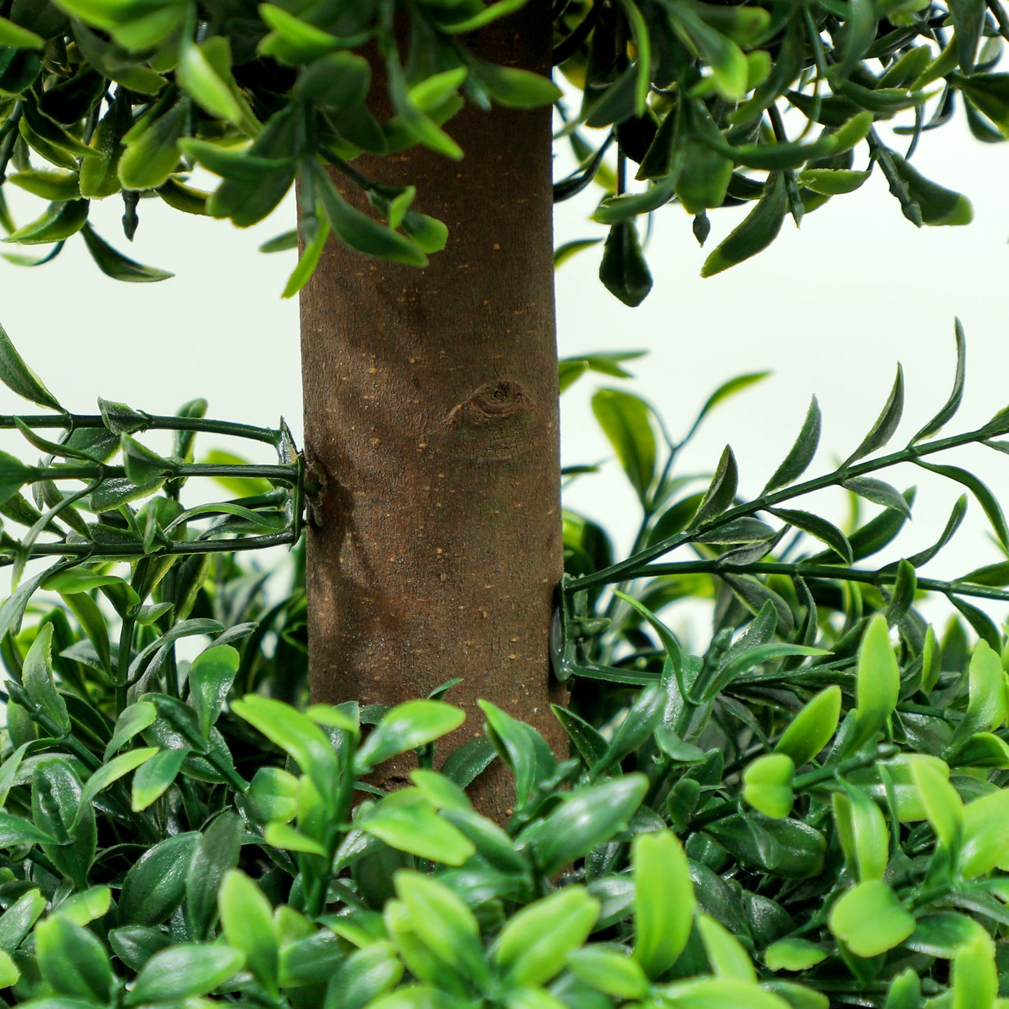 HOMCOM Set of 2 Decorative Artificial Plants, Topiary Ball-shaped Boxwood Trees in Pot, Green