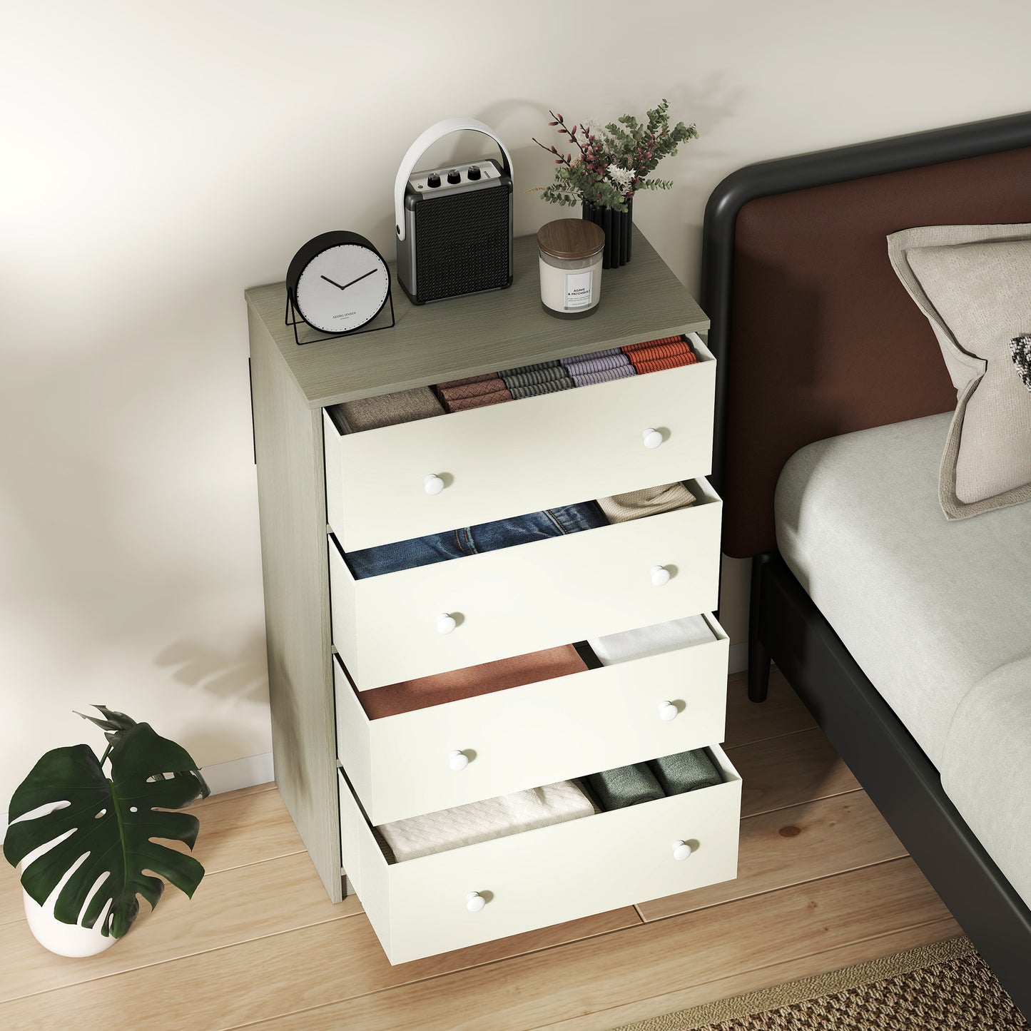 HOMCOM Chest of Drawers, Dresser with 4 Fabric Drawers - White and Grey