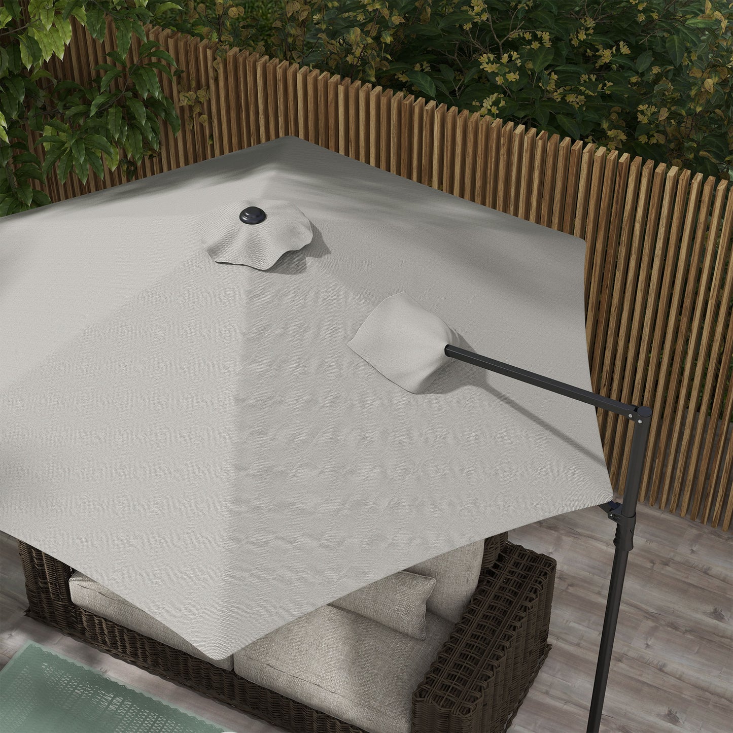 Outsunny 2.5M Garden Cantilever Parasol, Offset Roma Patio Umbrella Hanging Sun Shade Canopy Shelter with 360° Rotation and Cross Base, Light Grey