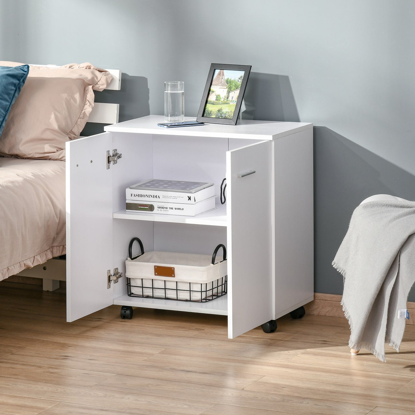 HOMCOM Mobile Sideboard Cabinet, Sideboard Storage Cabinet with 2 Doors and Internal Shelf for Office, 60 x 35 x 65 cm, White