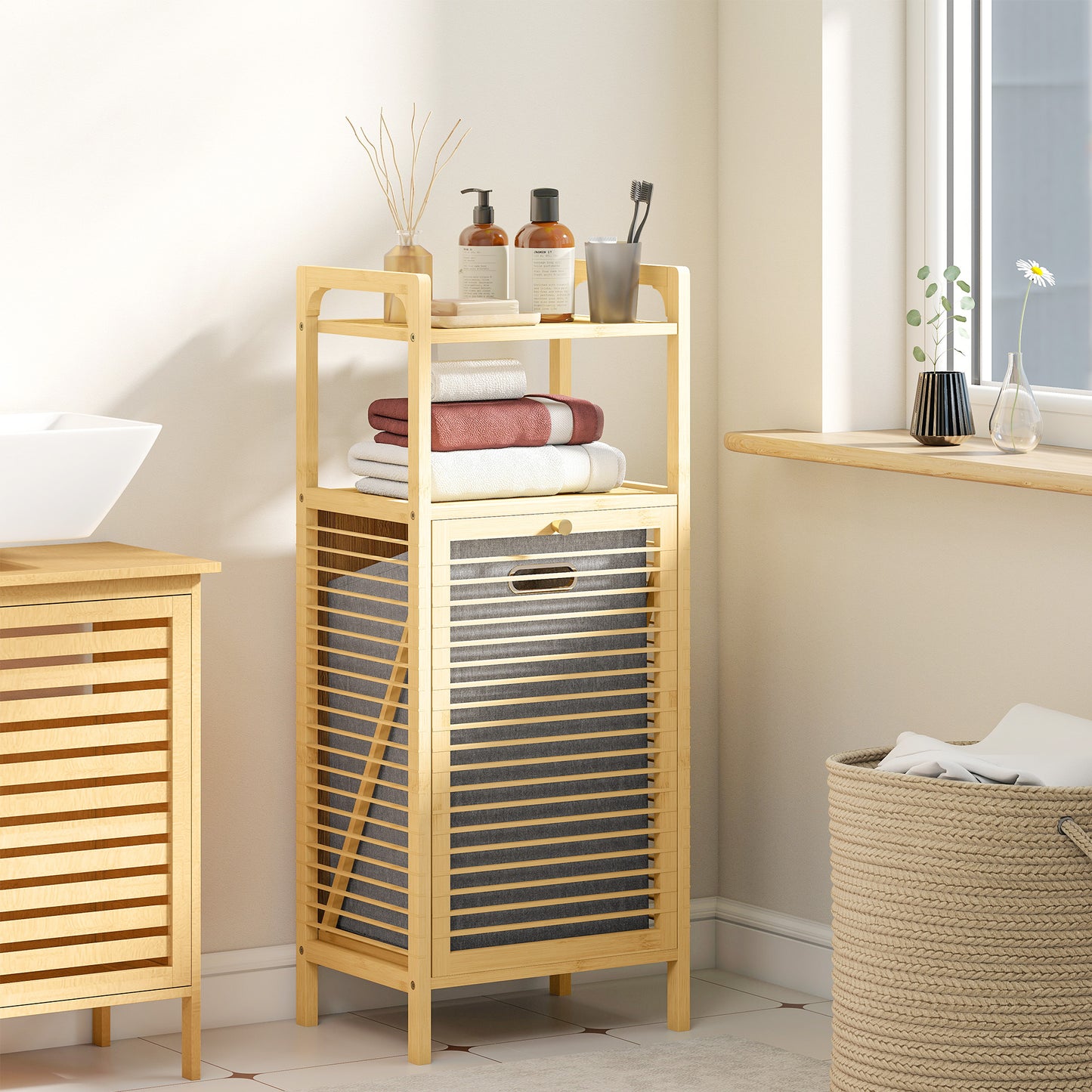 HOMCOM Bamboo Laundry Cabinet, Slatted Door, Tilt-Out Hamper, Removable Liner Bag, 40x30x95 cm, Natural Finish