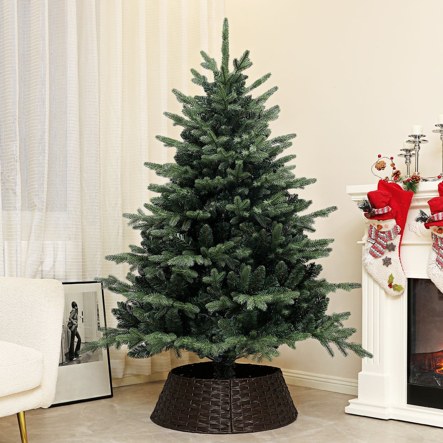 HOMCOM 5ft Artificial Spurce Christmas Tree with 1121 Branch Tips and Foldable Steel Base