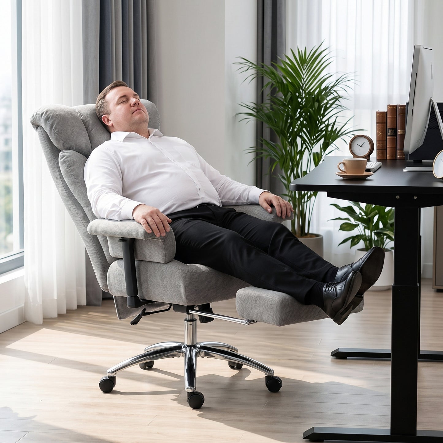HOMCOM Big and Tall Office Chair, 250 kg Heavy Duty Executive Desk Chair with Adjustable Padded Armrests and High Back, Grey