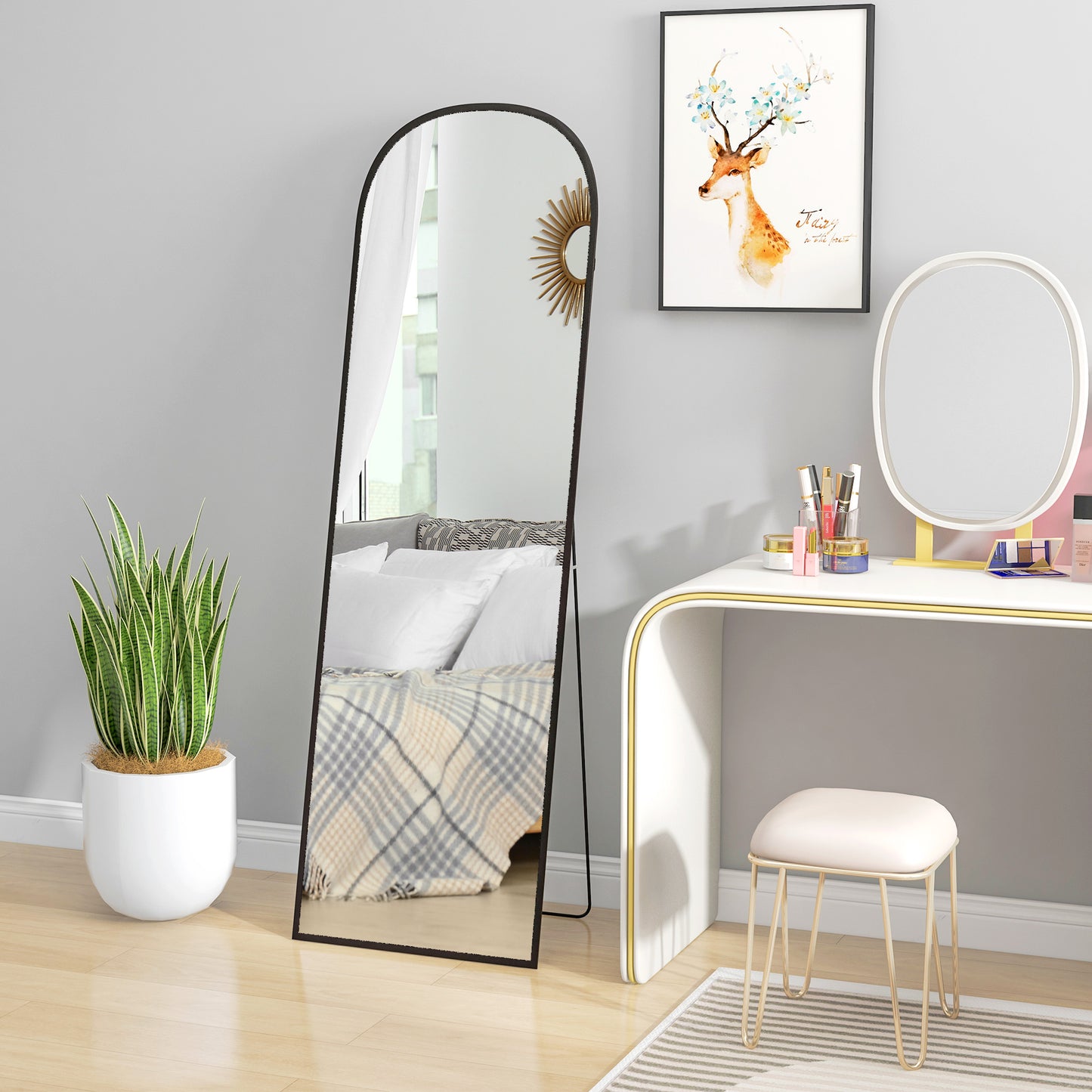 HOMCOM 162x50cm Arched Full-Length Floor Mirror - Black