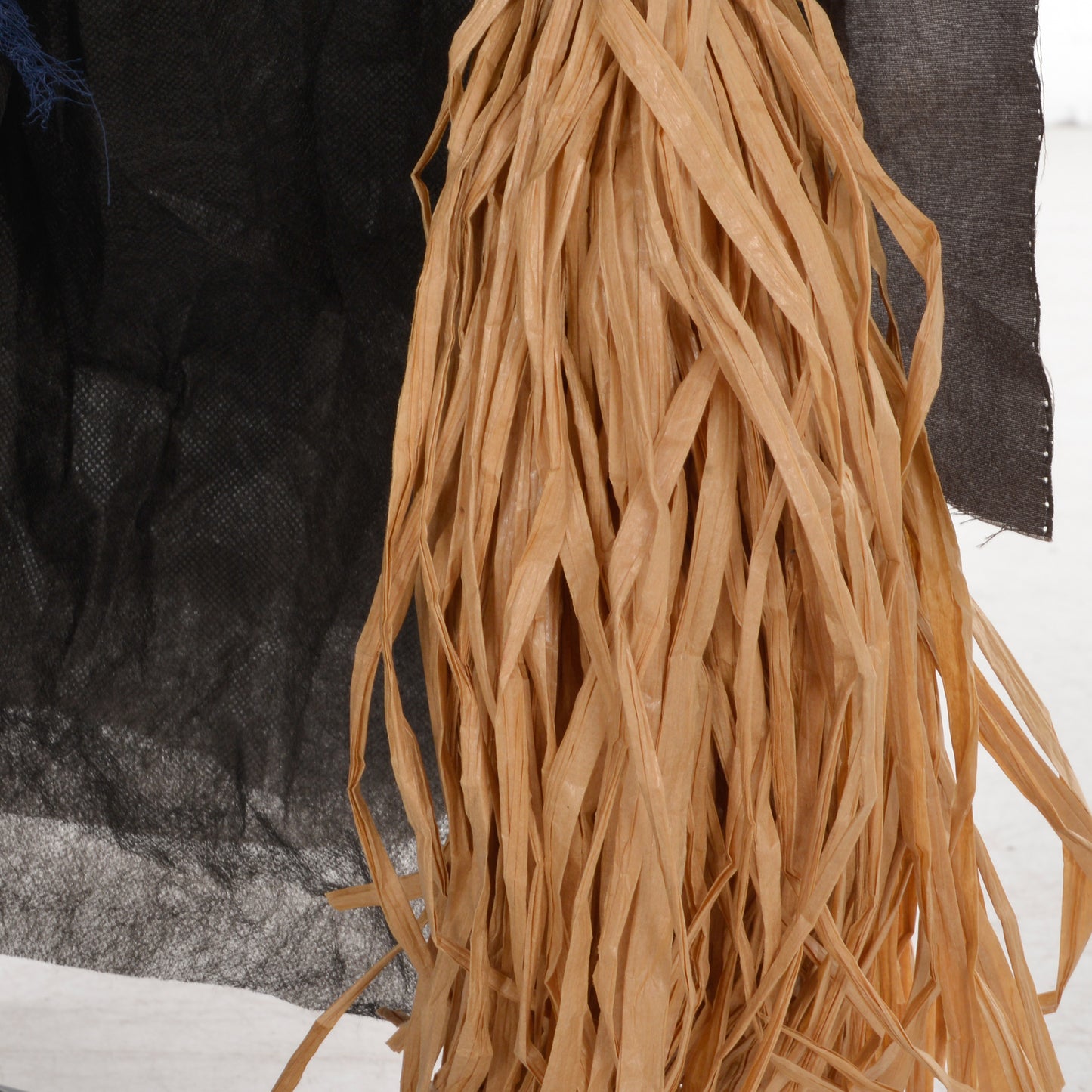 HOMCOM 190cm Witch with Broomstick Halloween Animatronic, Sound & Lights