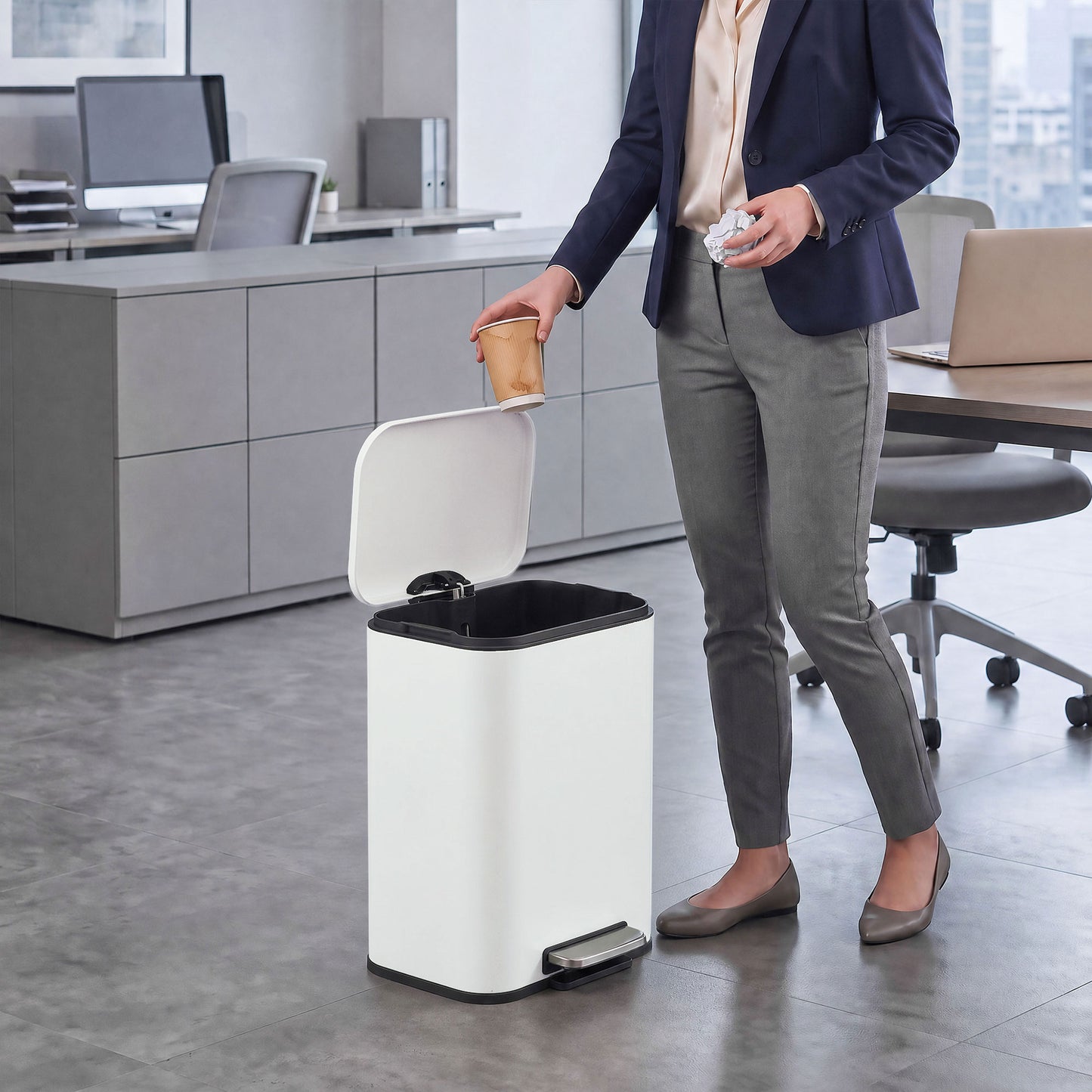 HOMCOM 20 L Kitchen Pedal Bin, Metal Rubbish Bin with Removable Inner Bucket, Soft-Close & Stay-Open Lid, Cream White