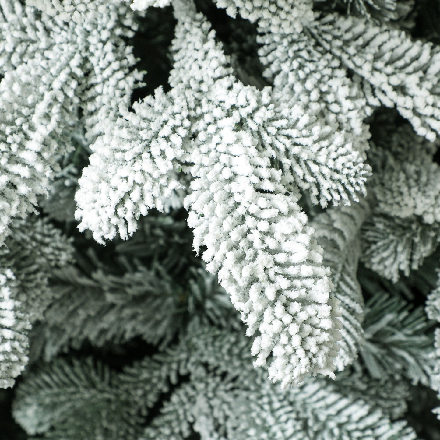 HOMCOM 7 ft Artificial Flocked Christmas Tree with 1867 Branches, Hinged Xmas Tree with Foldable Metal Stand, Easy Assembly for Home Office Decor