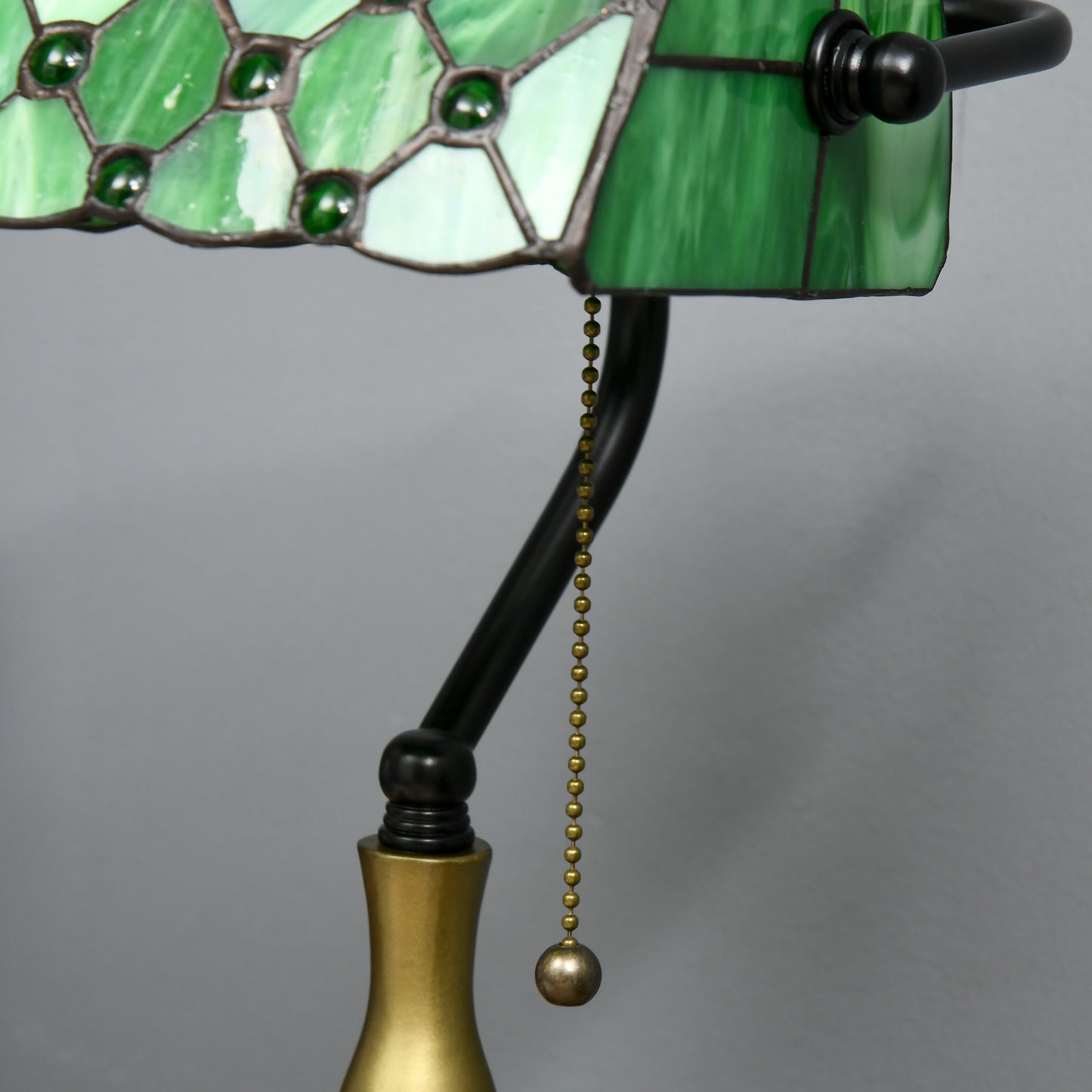 HOMCOM Tiffany Style Table Lamp with Green Shade, Metal Base, Pull Rope Switch