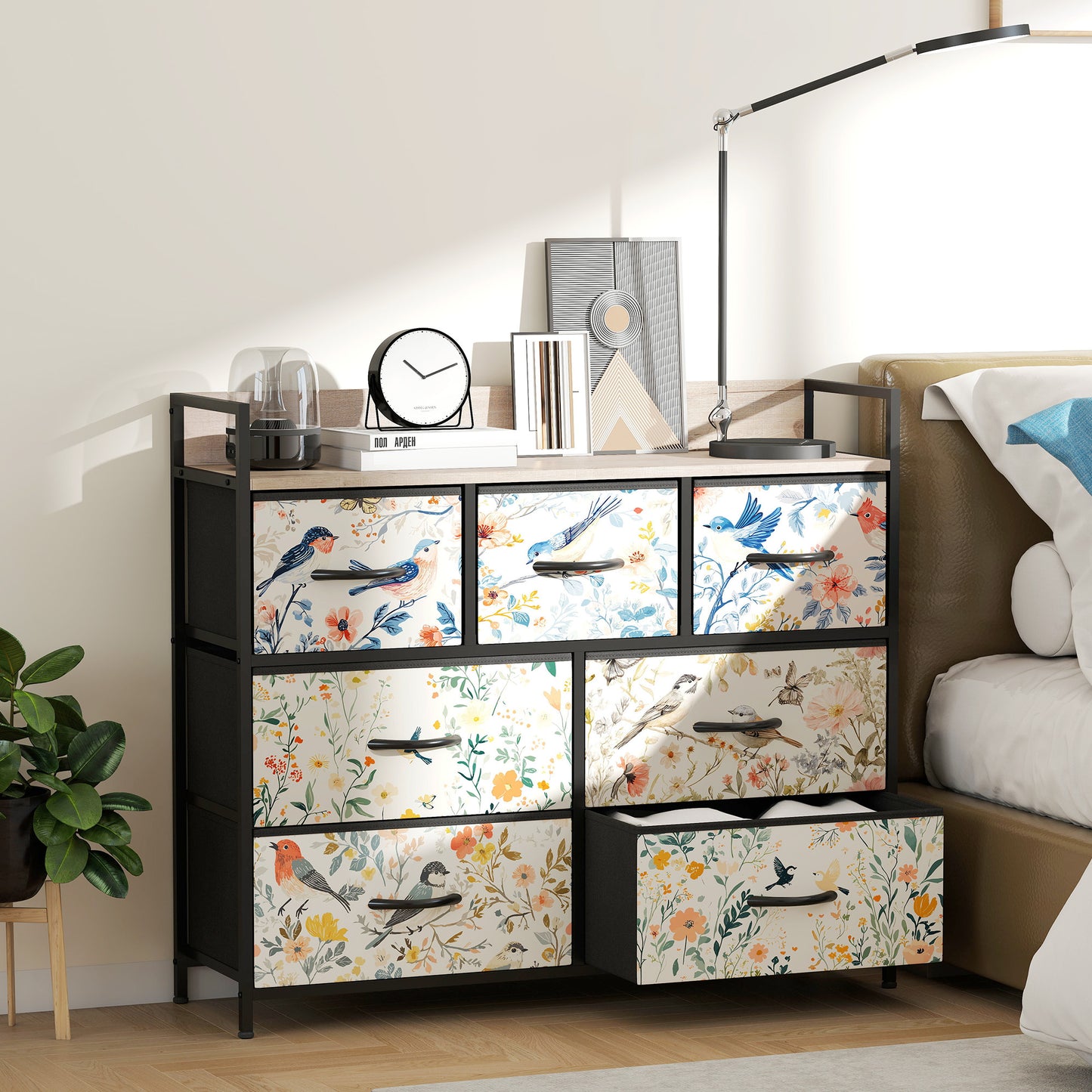 HOMCOM 7-Drawer Chest of Drawers - White